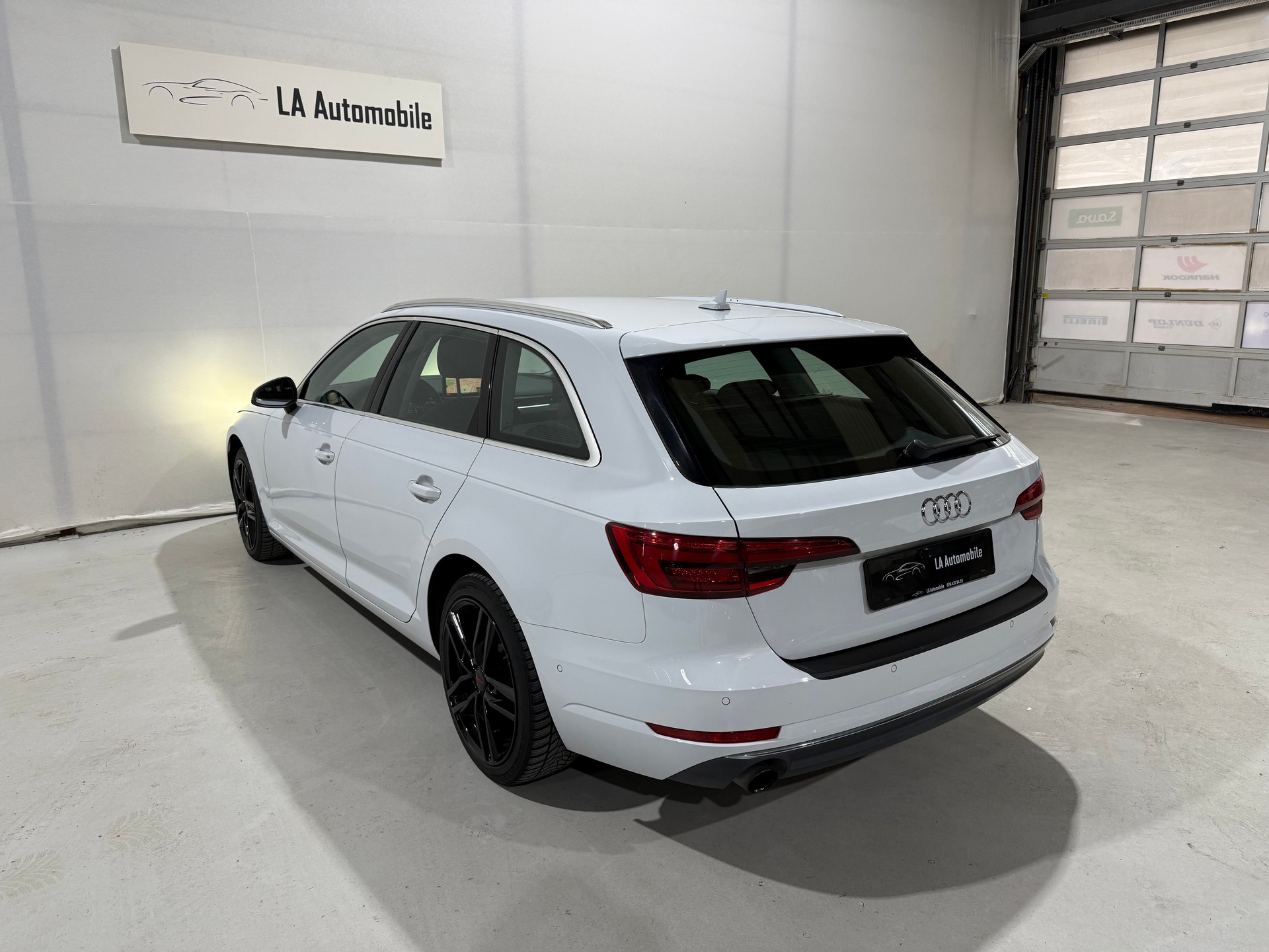 AUDI A4 Avant 1.4 TFSI Sport S-tronic-image-9