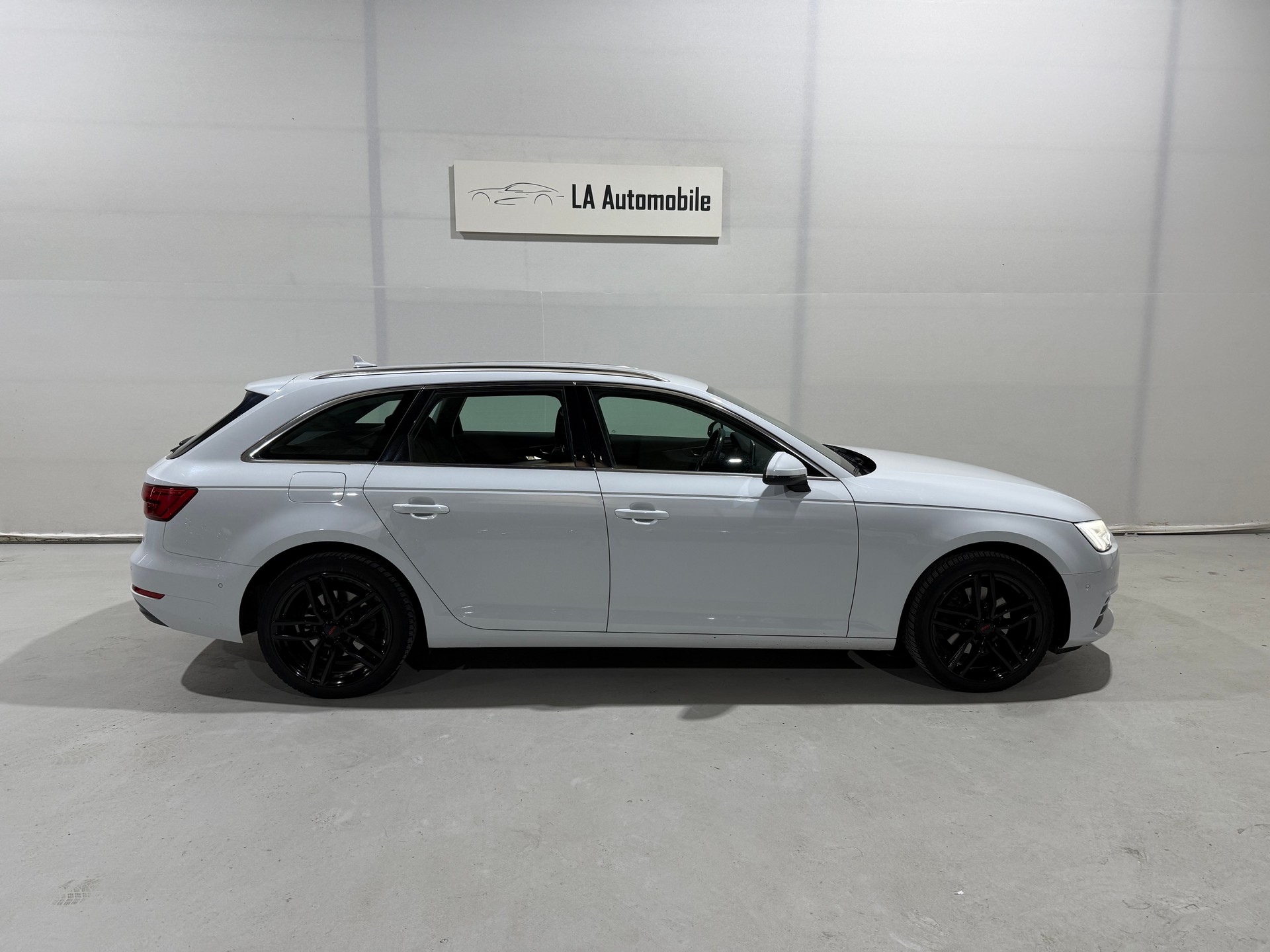 AUDI A4 Avant 1.4 TFSI Sport S-tronic-image-6