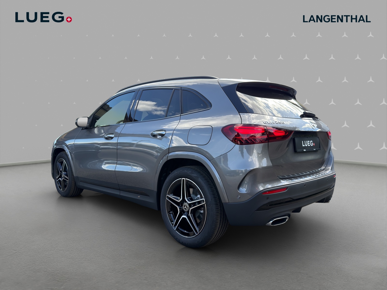 MERCEDES-BENZ GLA 250 4Matic 8G-DCT Swiss Star-image-2