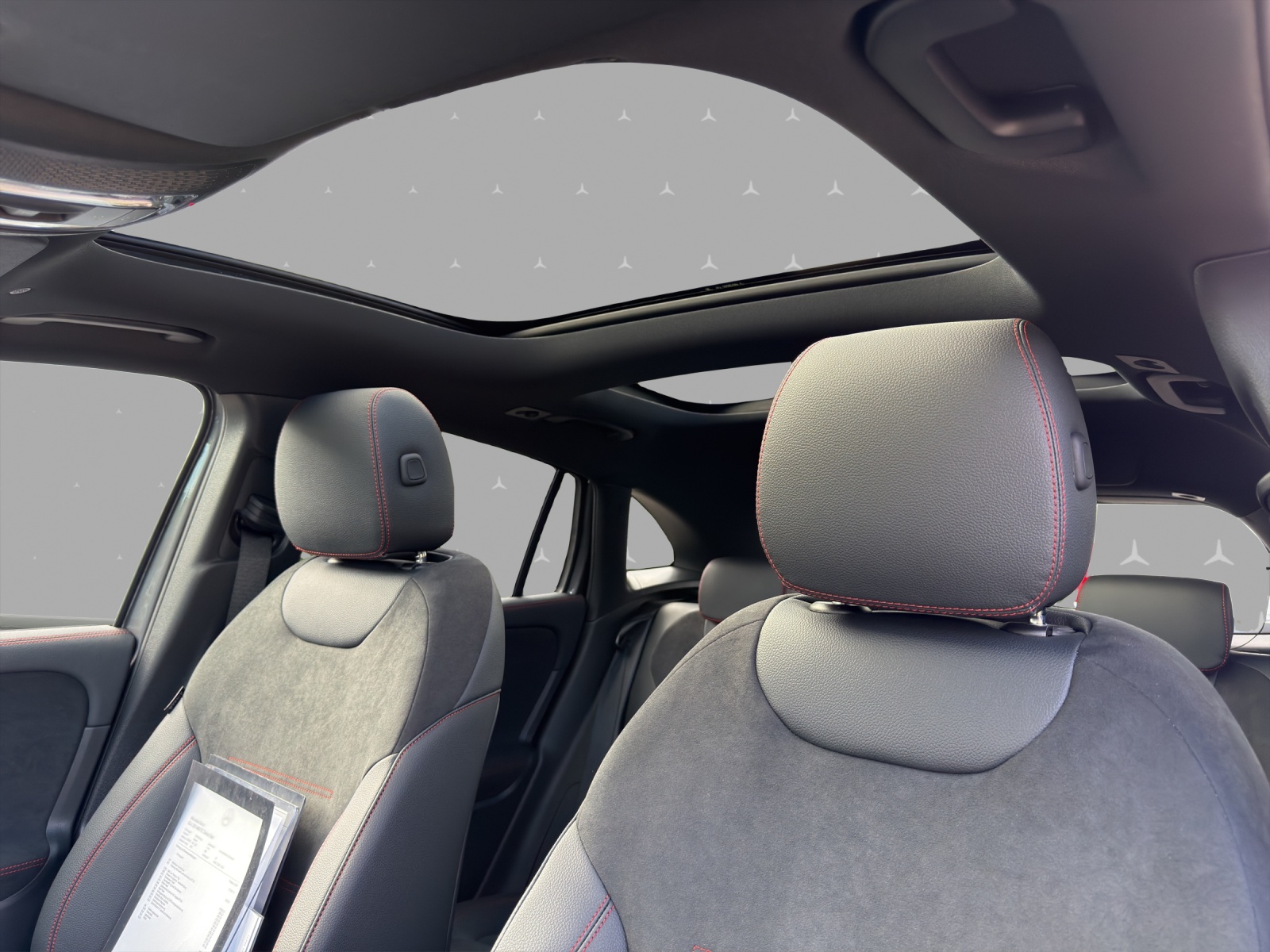 MERCEDES-BENZ GLA 250 4Matic 8G-DCT Swiss Star-image-8