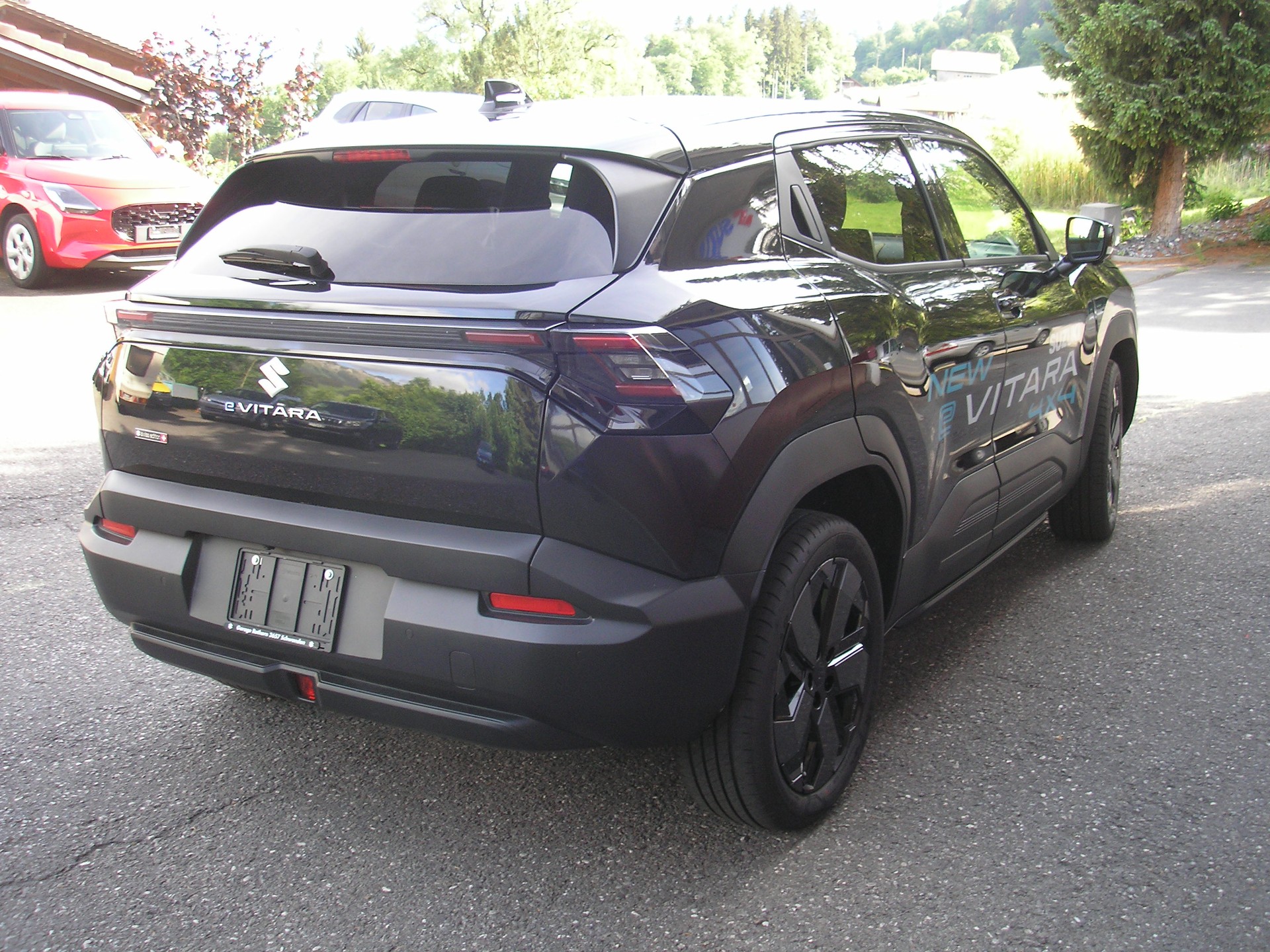 SUZUKI E-VITARA-image-2
