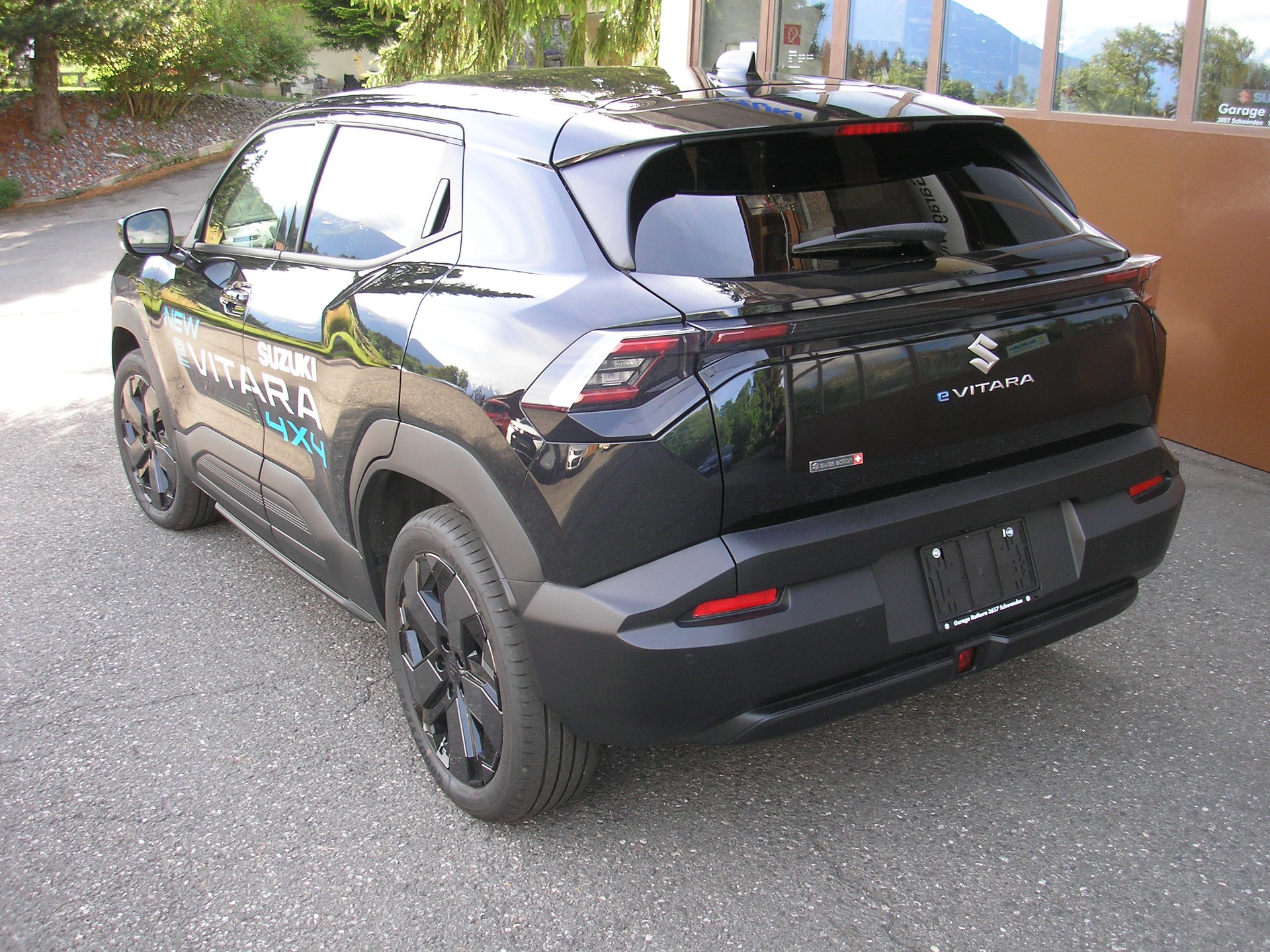 SUZUKI E-VITARA-image-1