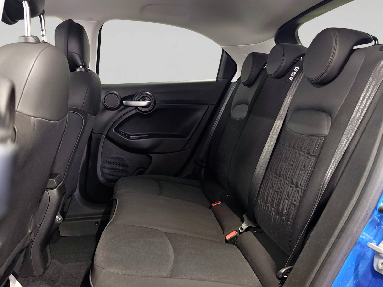 FIAT 500X 1.5 Hybrid Swiss Edition DCT-image-7