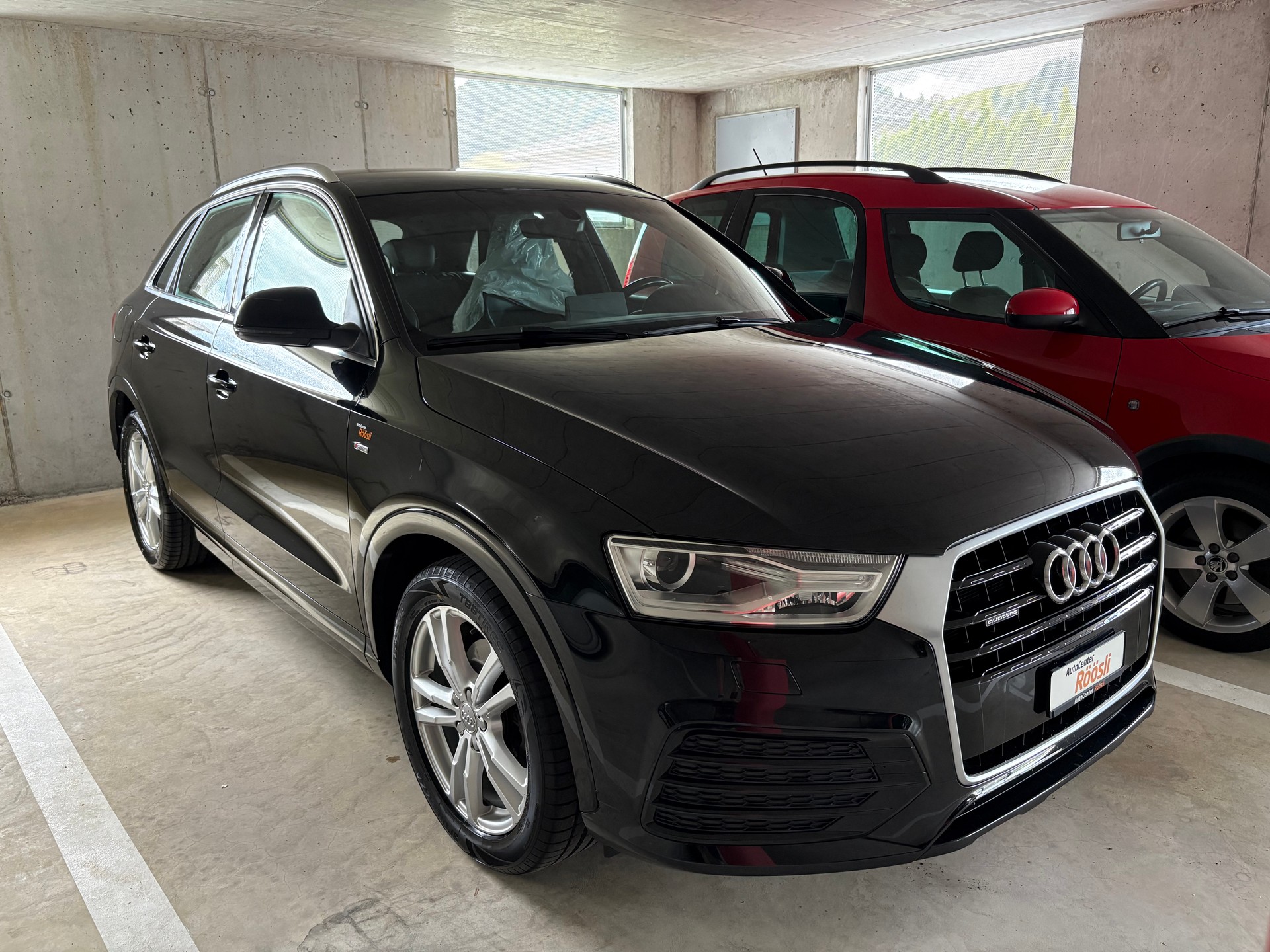 AUDI Q3 2.0 TFSI sport quattro S-tronic-image-13