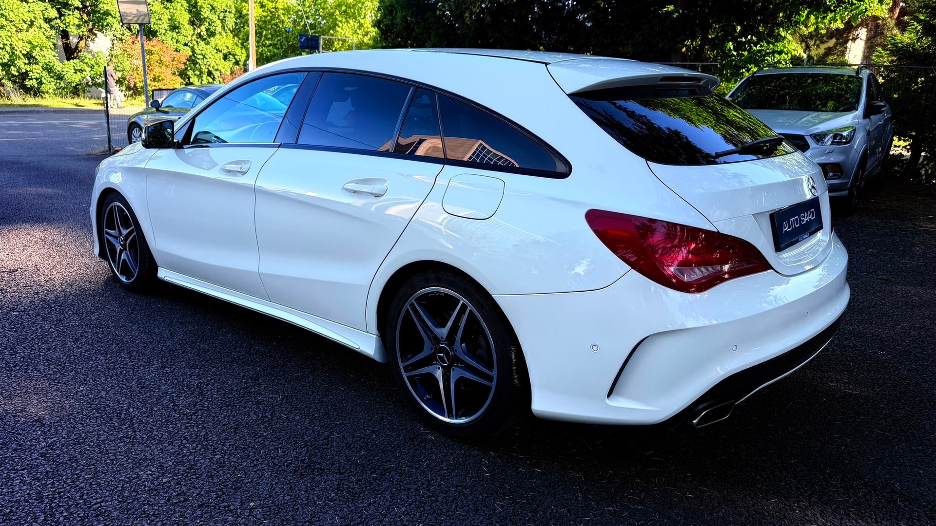 MERCEDES-BENZ CLA Shooting Brake 250 7G-DCT 4Matic-image-3