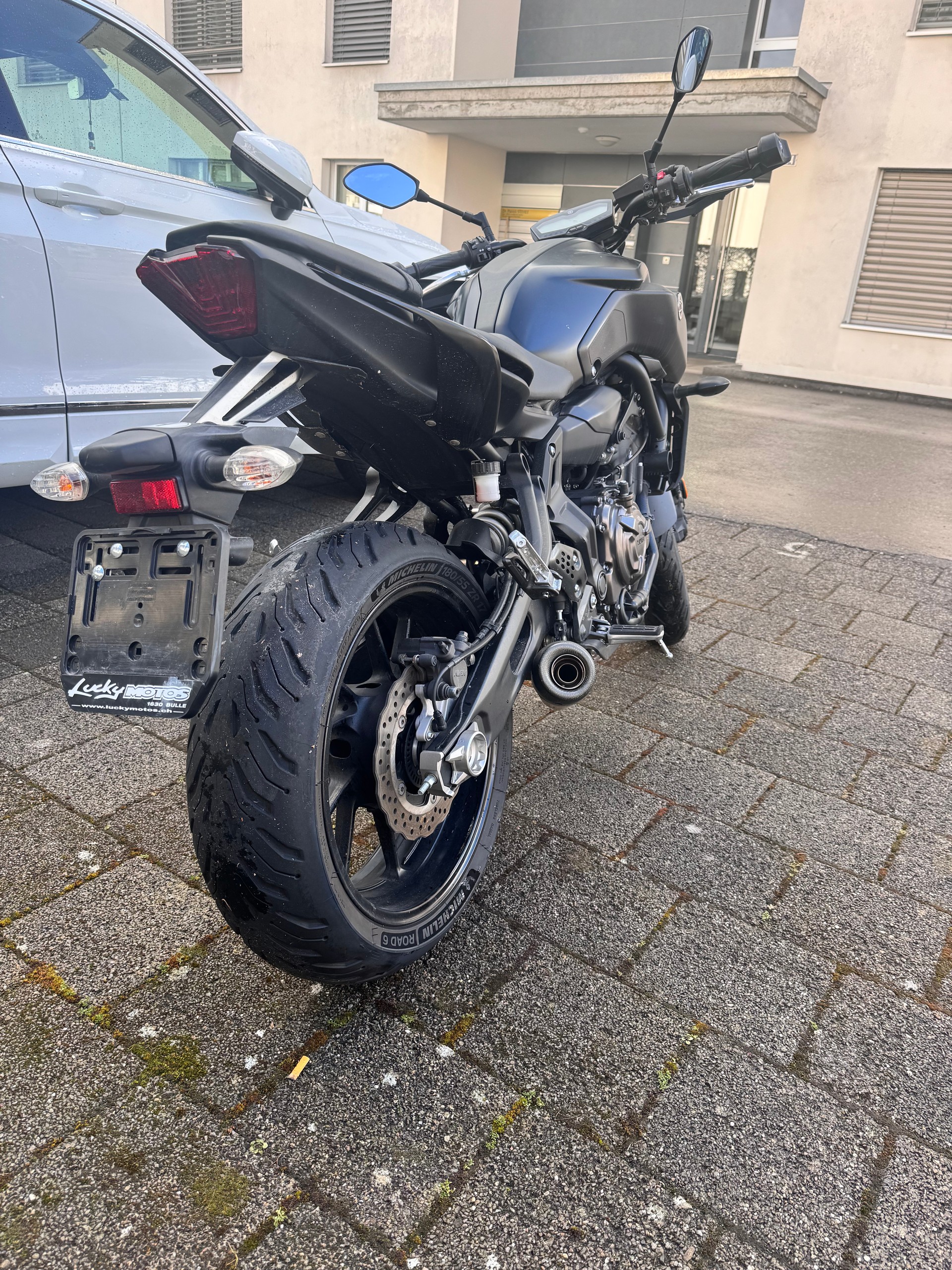 YAMAHA MT-07-image-2