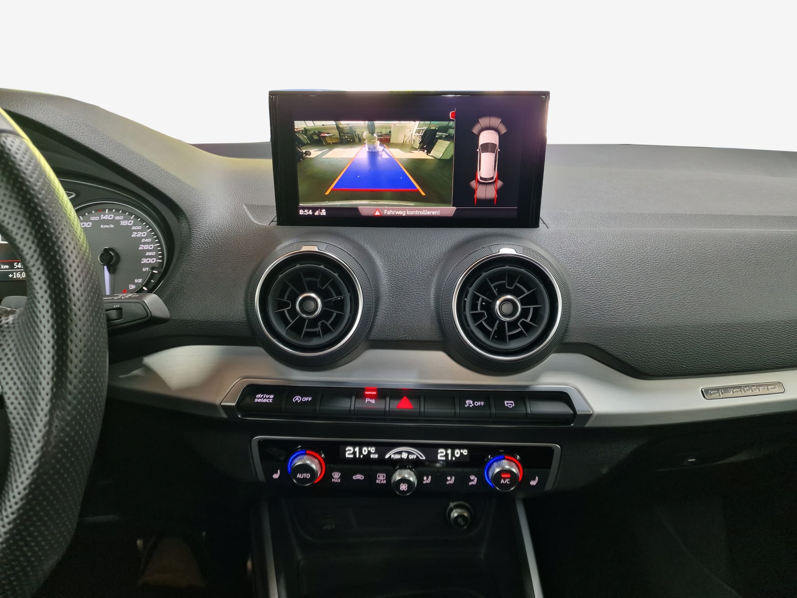 AUDI SQ2 TFSI quattro S-tronic-image-10
