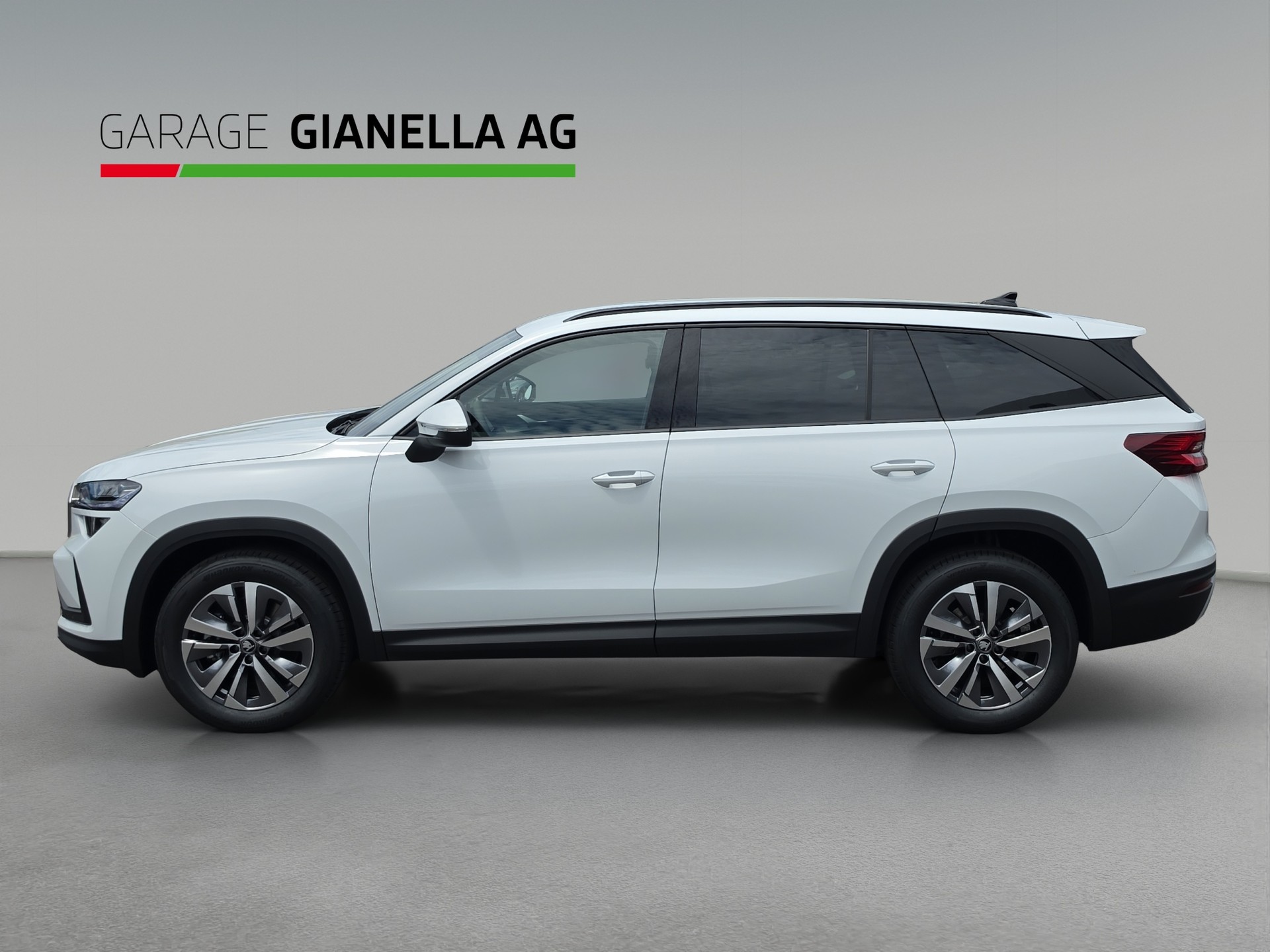 SKODA Kodiaq 2.0 TSI Dynamic 4x4-showroom-element-1