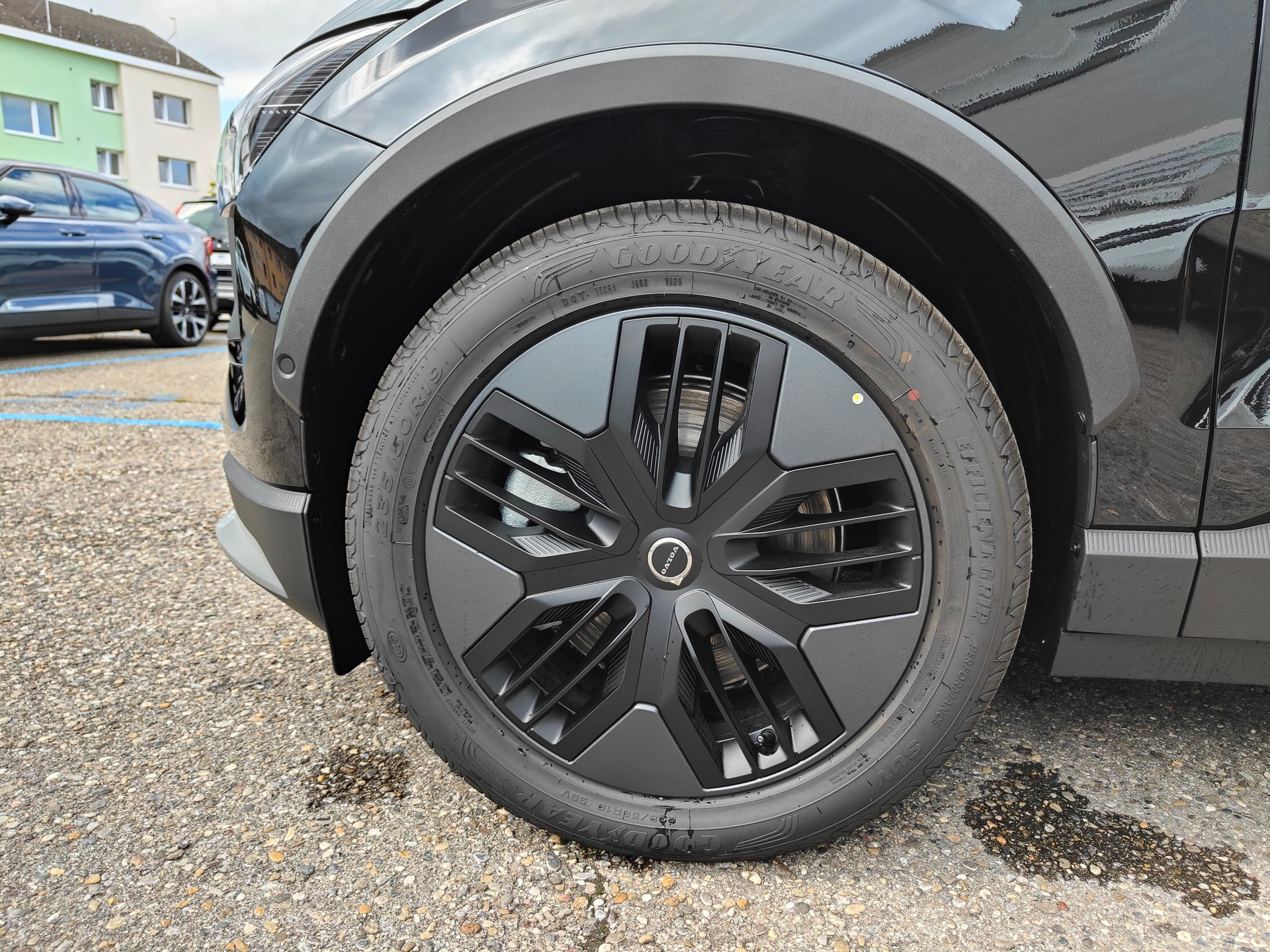VOLVO EX30 CC E60 Twin Performance AWD-image-5