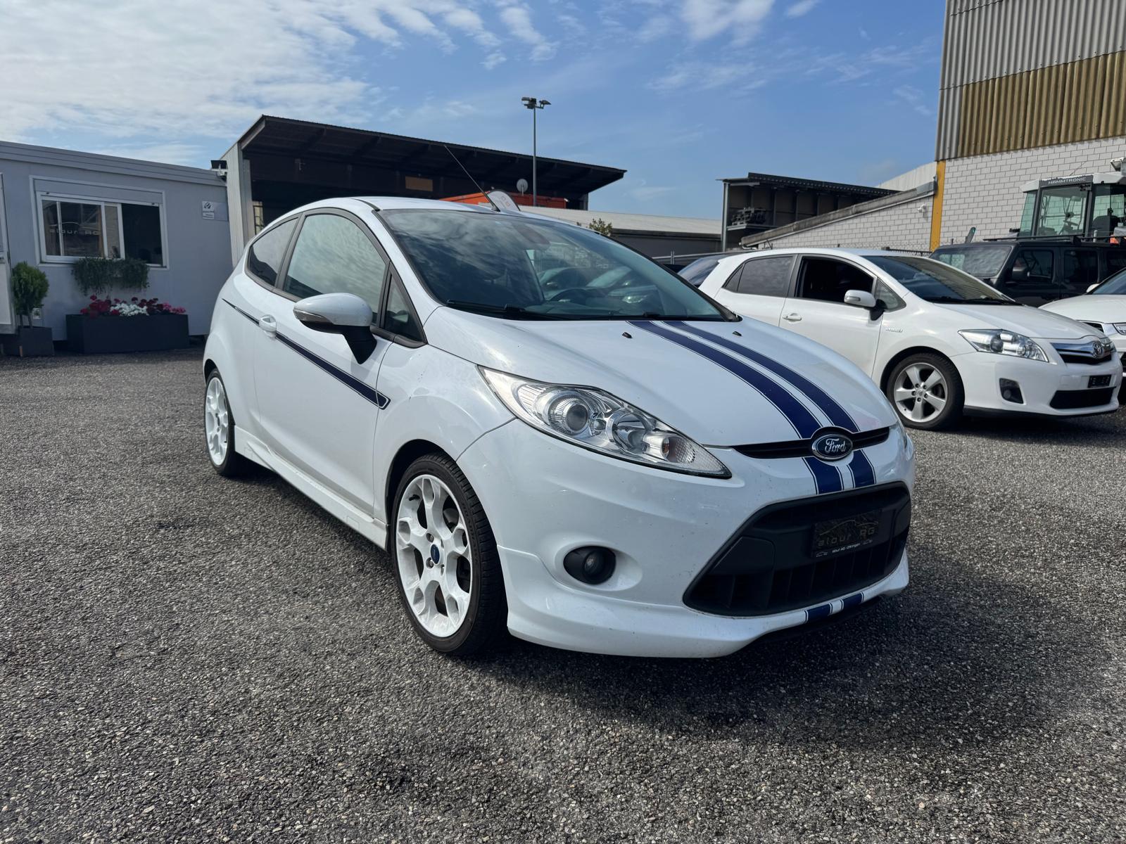 FORD Fiesta 1.6 16V Sport+-image-5