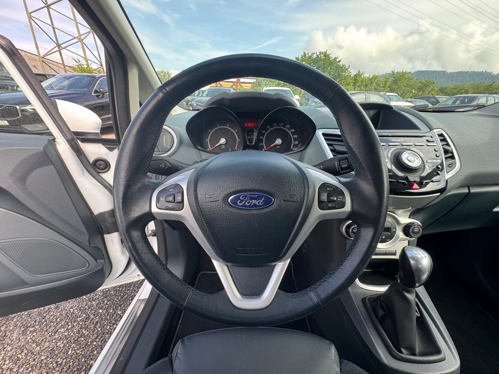 FORD Fiesta 1.6 16V Sport+-image-6