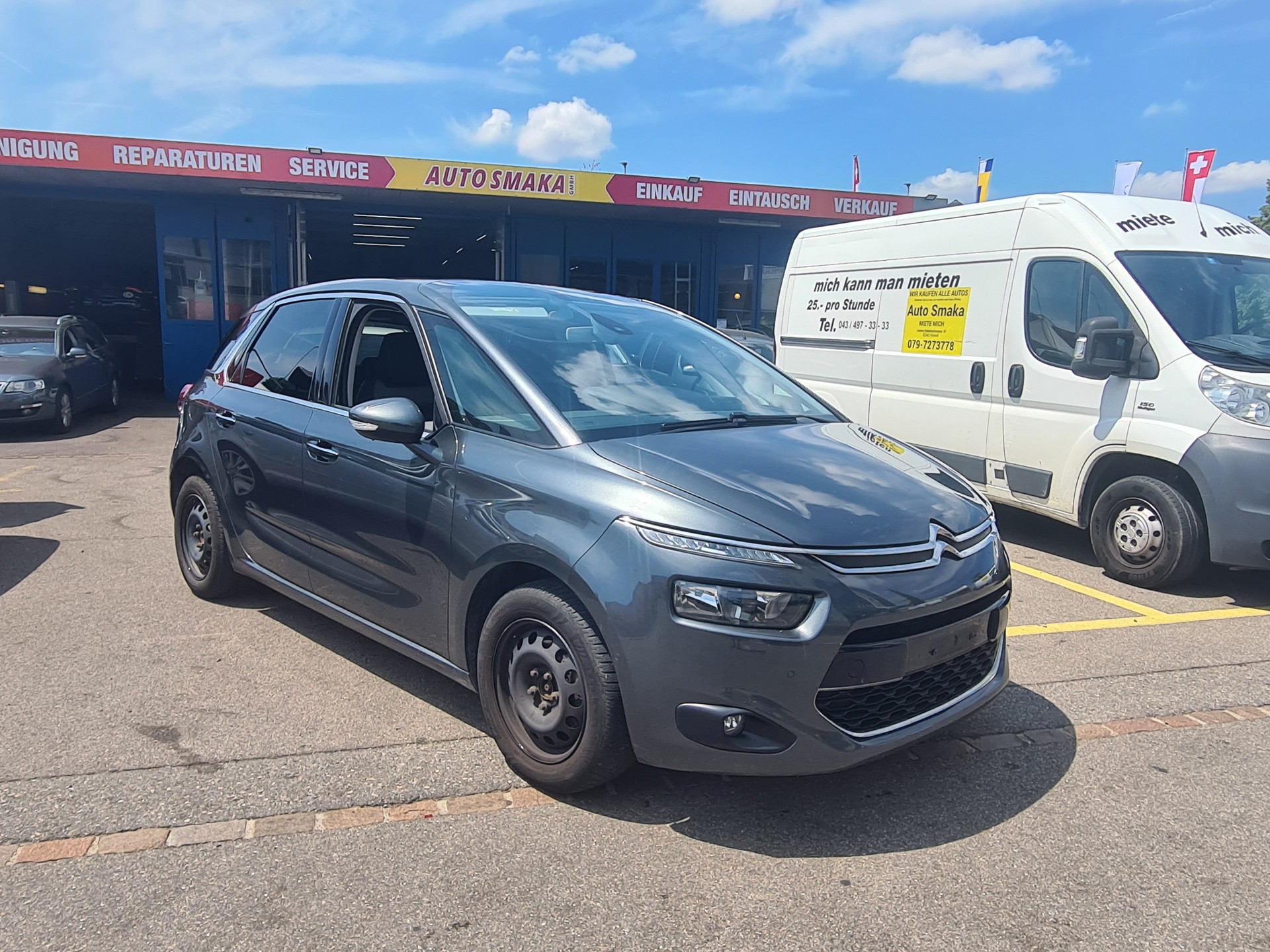 CITROEN Grand C4 Picasso 1.2 Pure Tech Attraction