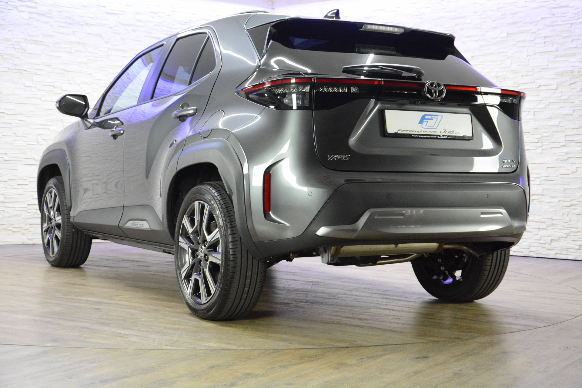 TOYOTA TOYOTA Yaris Cross 1.5 VVT-i HSD Premium AWD-i-image-5