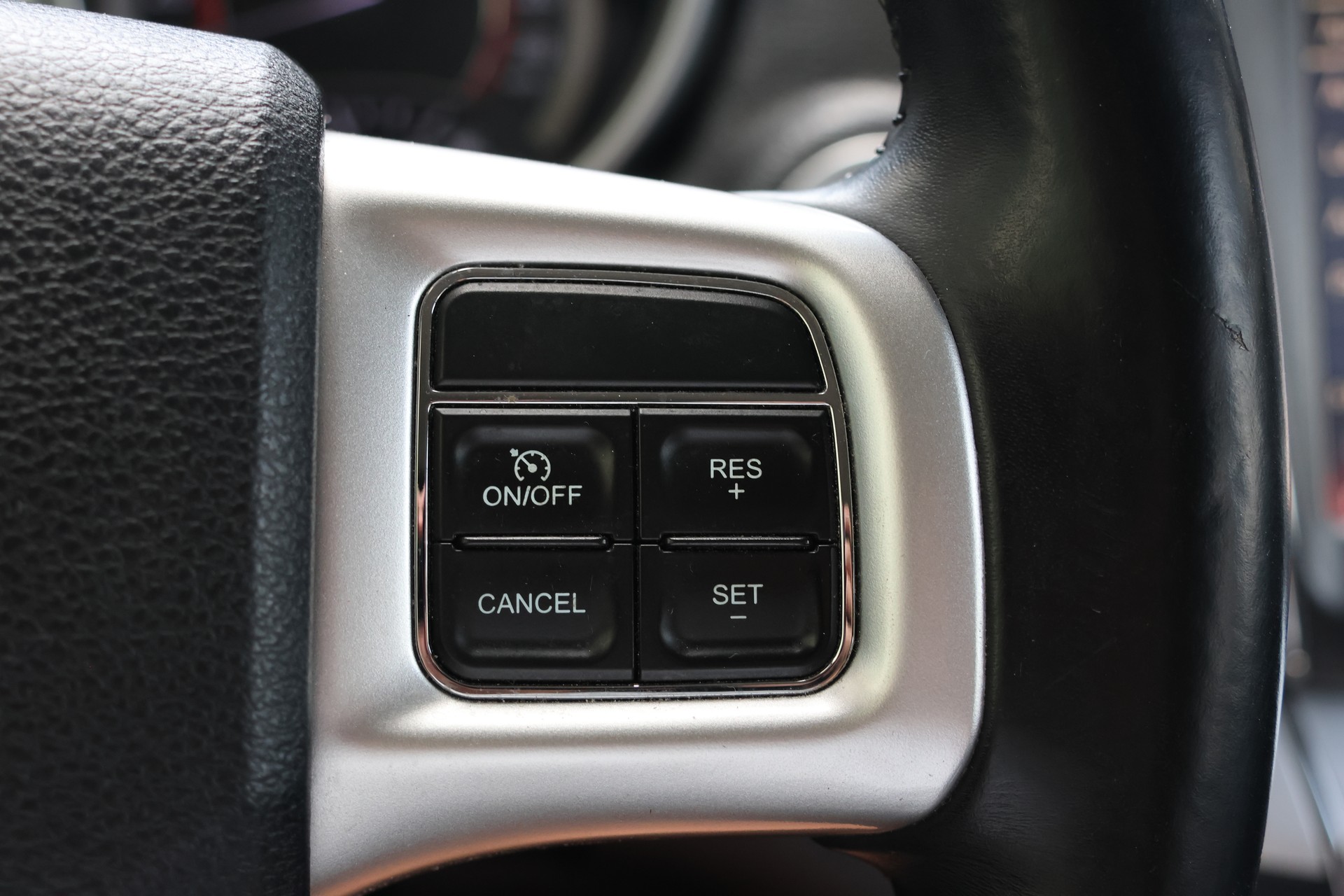 FIAT Freemont 2.0 MJ Black Code AWD Automat-image-18