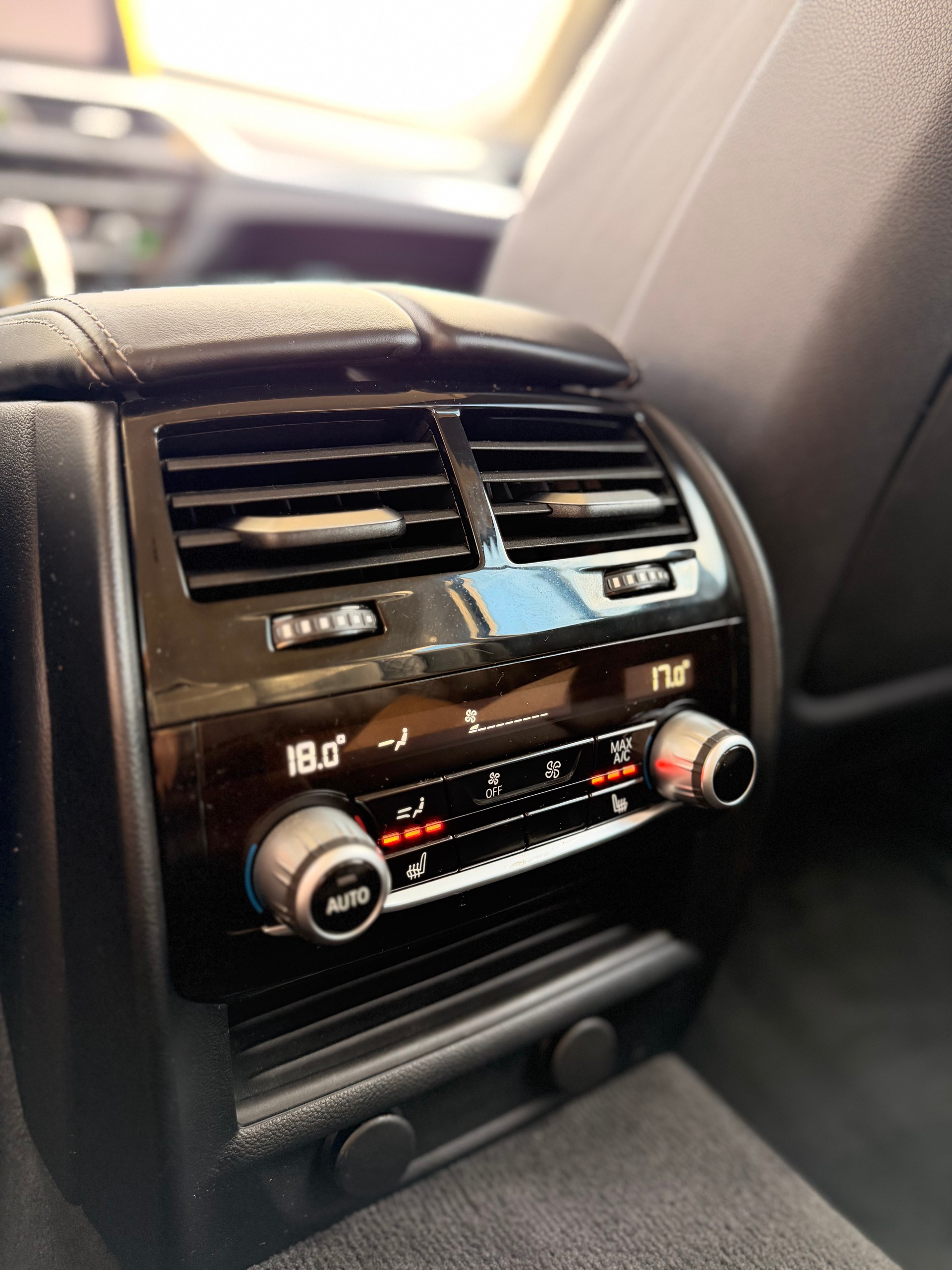 BMW 520d xDrive Touring Sport Line Steptronic-image-30