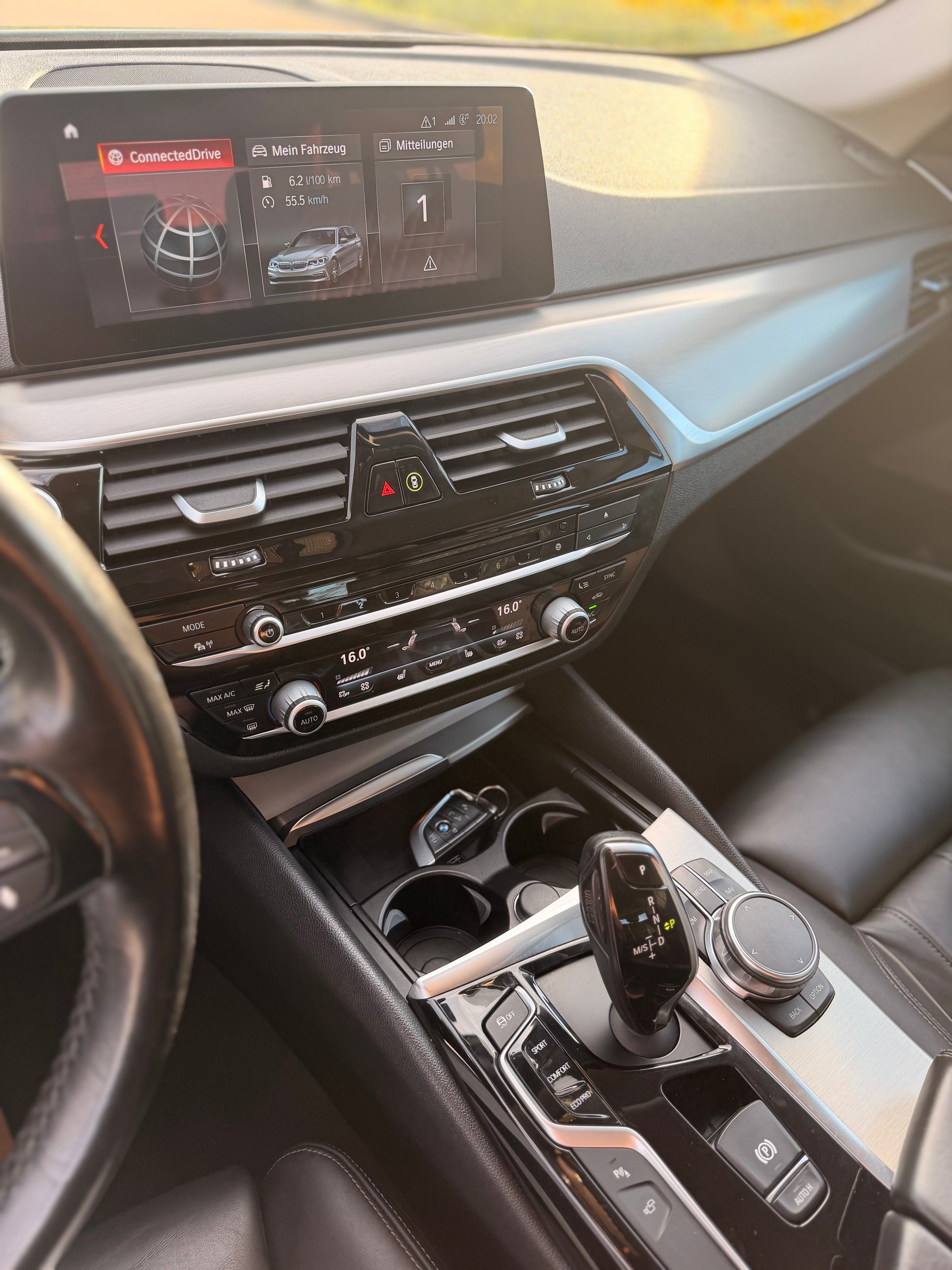 BMW 520d xDrive Touring Sport Line Steptronic-image-22