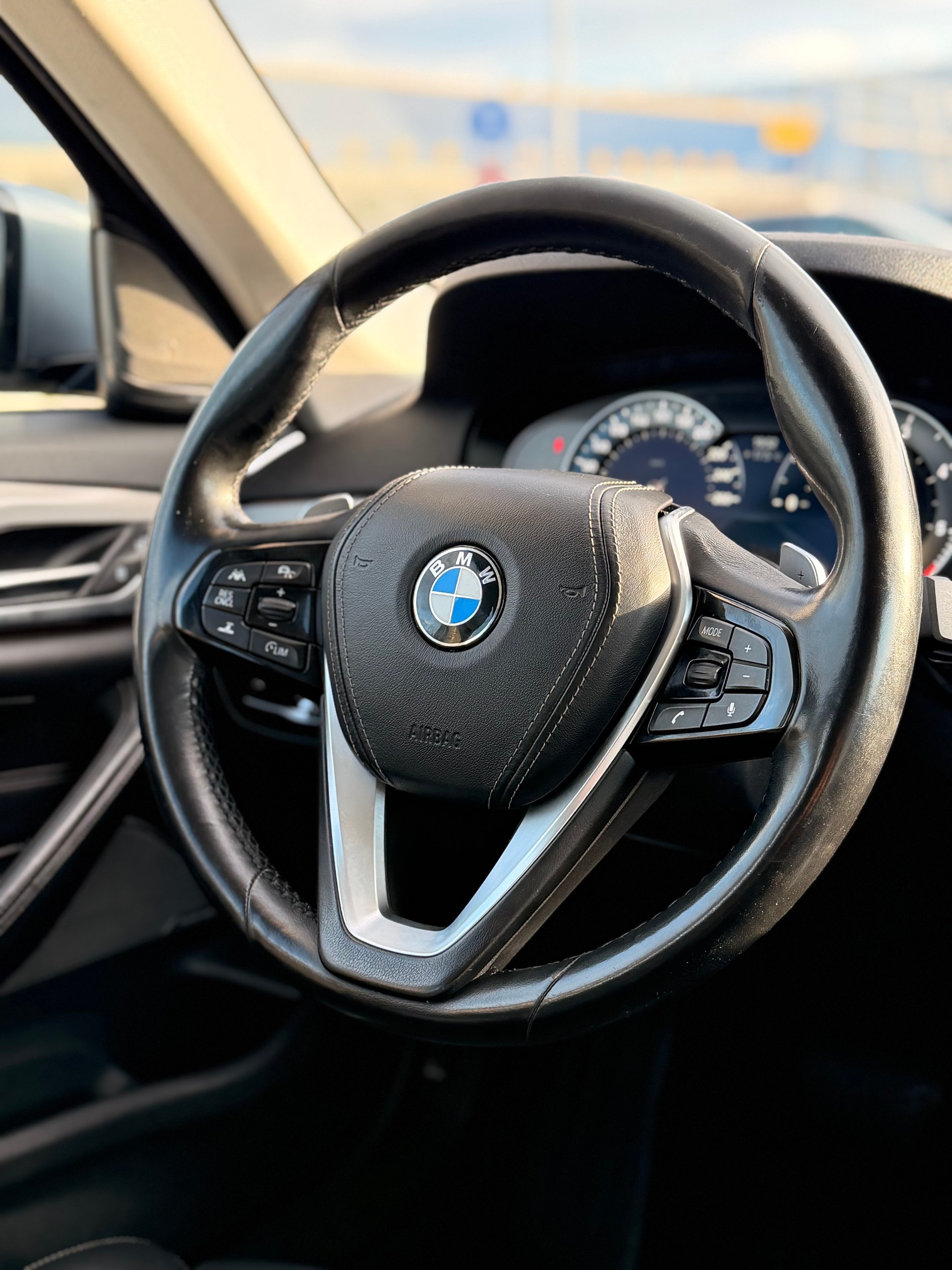 BMW 520d xDrive Touring Sport Line Steptronic-image-20