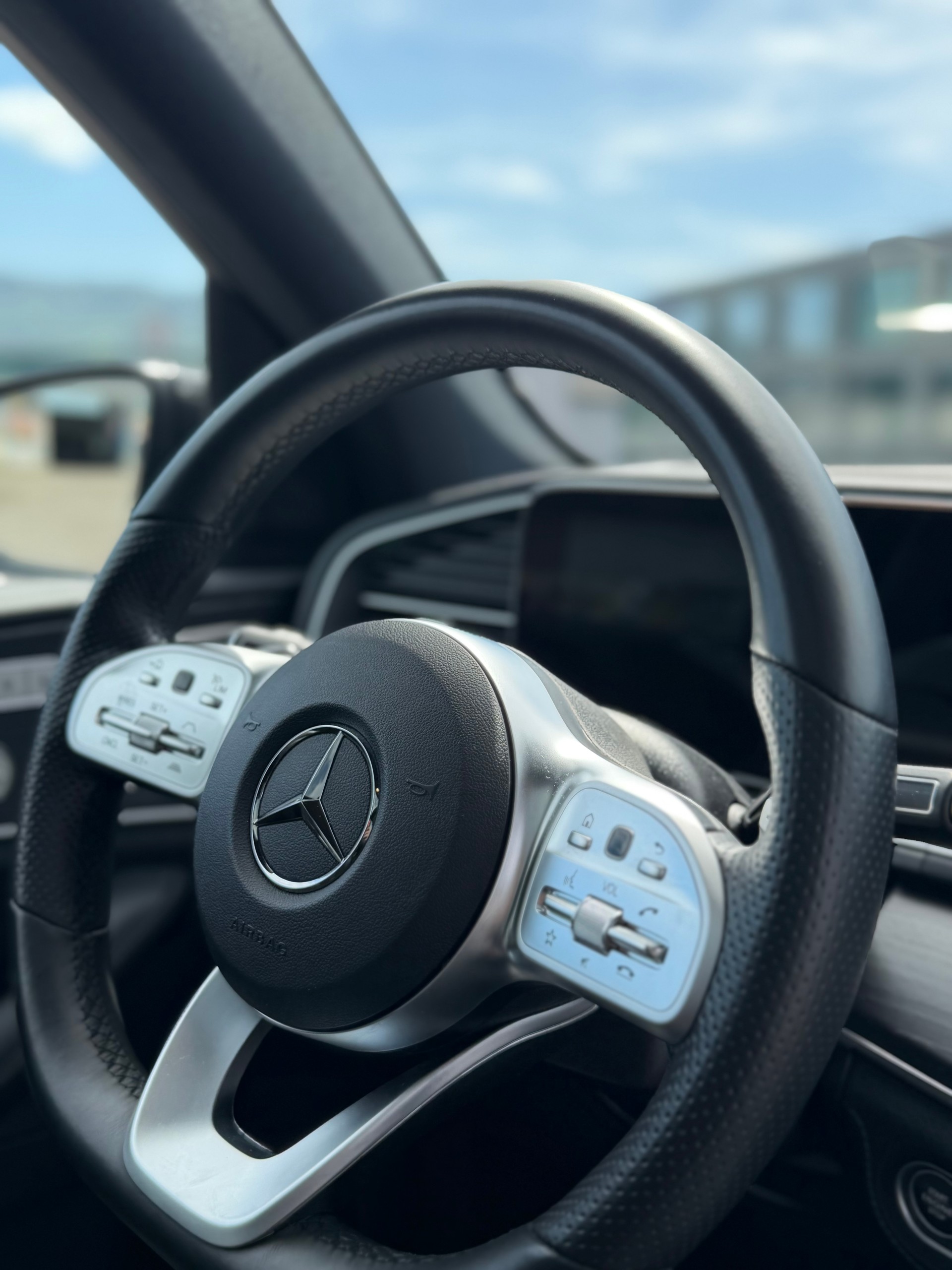 MERCEDES-BENZ GLE 350 de AMG Line 4matic-image-8