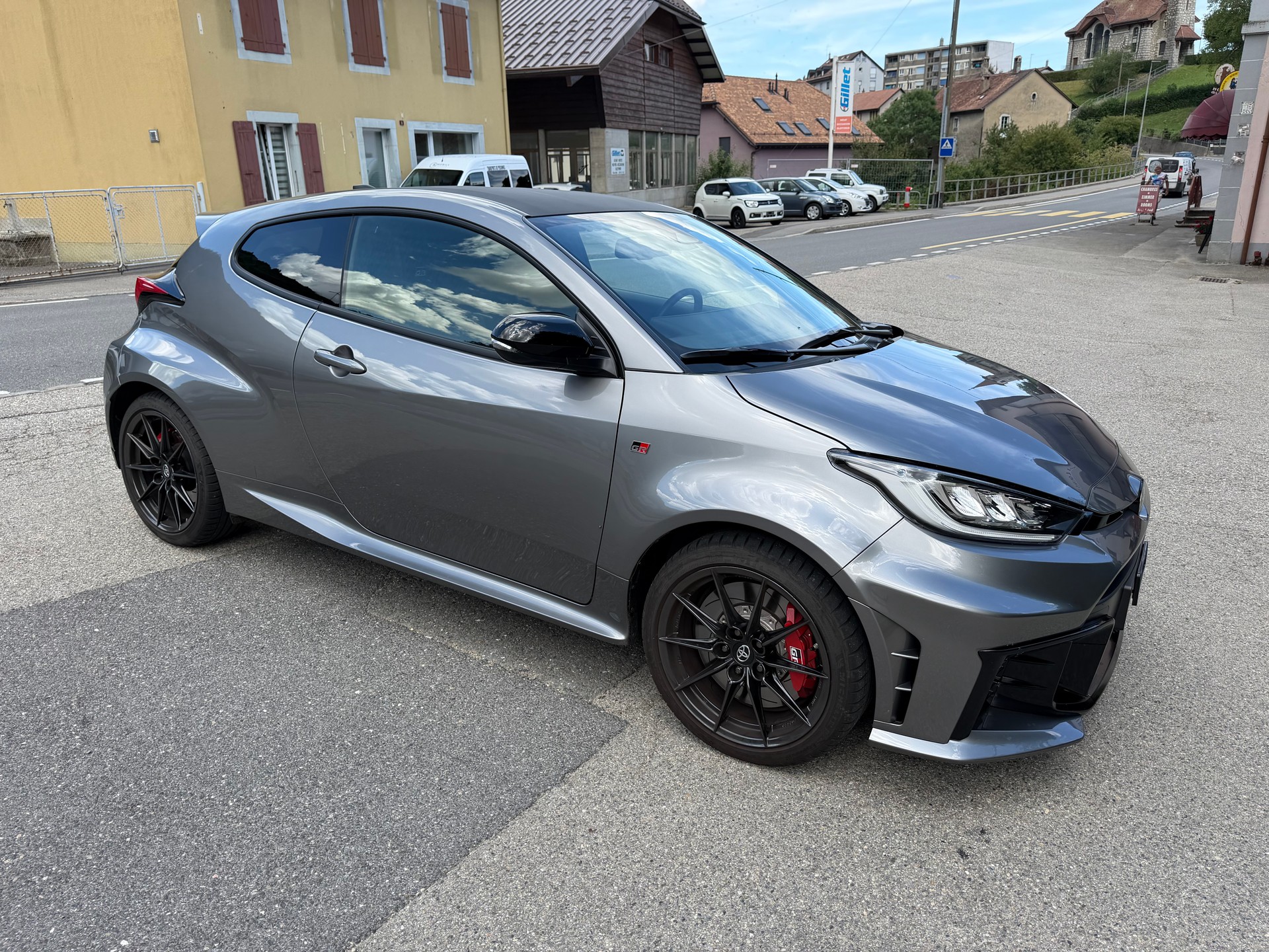 TOYOTA Yaris 1.6 GR Sport A