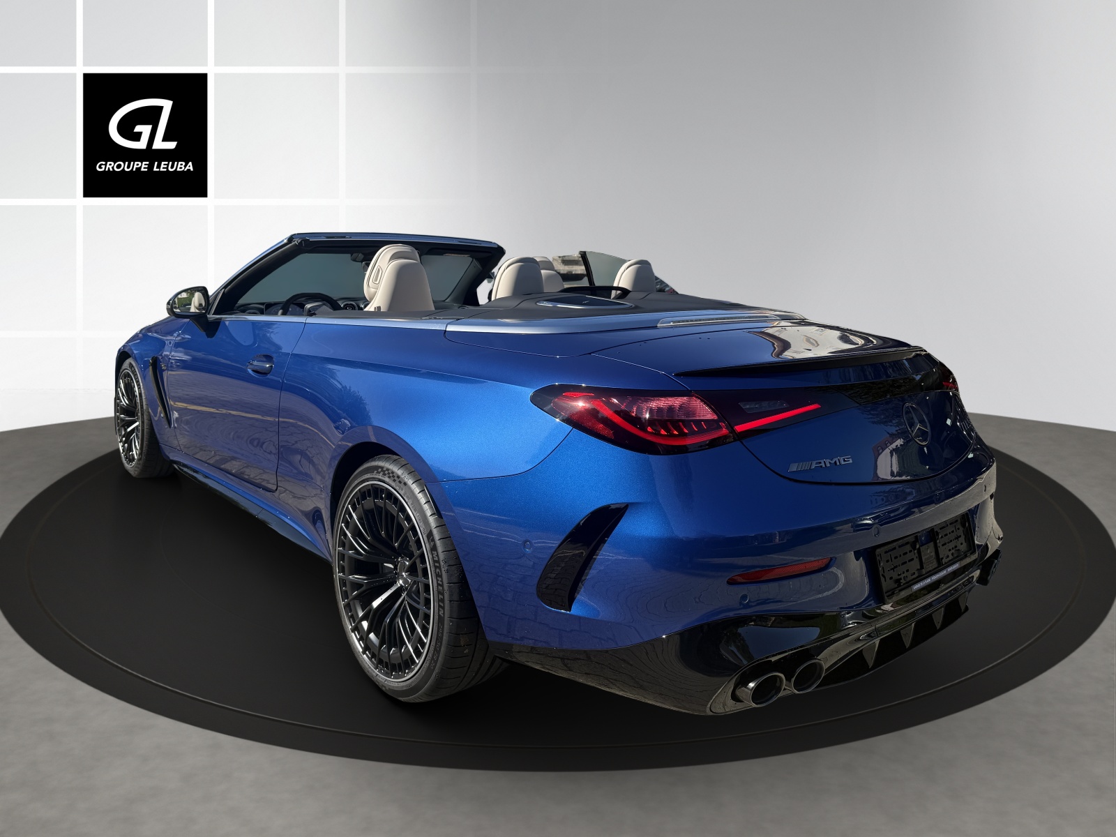 MERCEDES-BENZ CLE AMG 53 Cabrio 4Matic+ 9G-Tronic-showroom-element-3