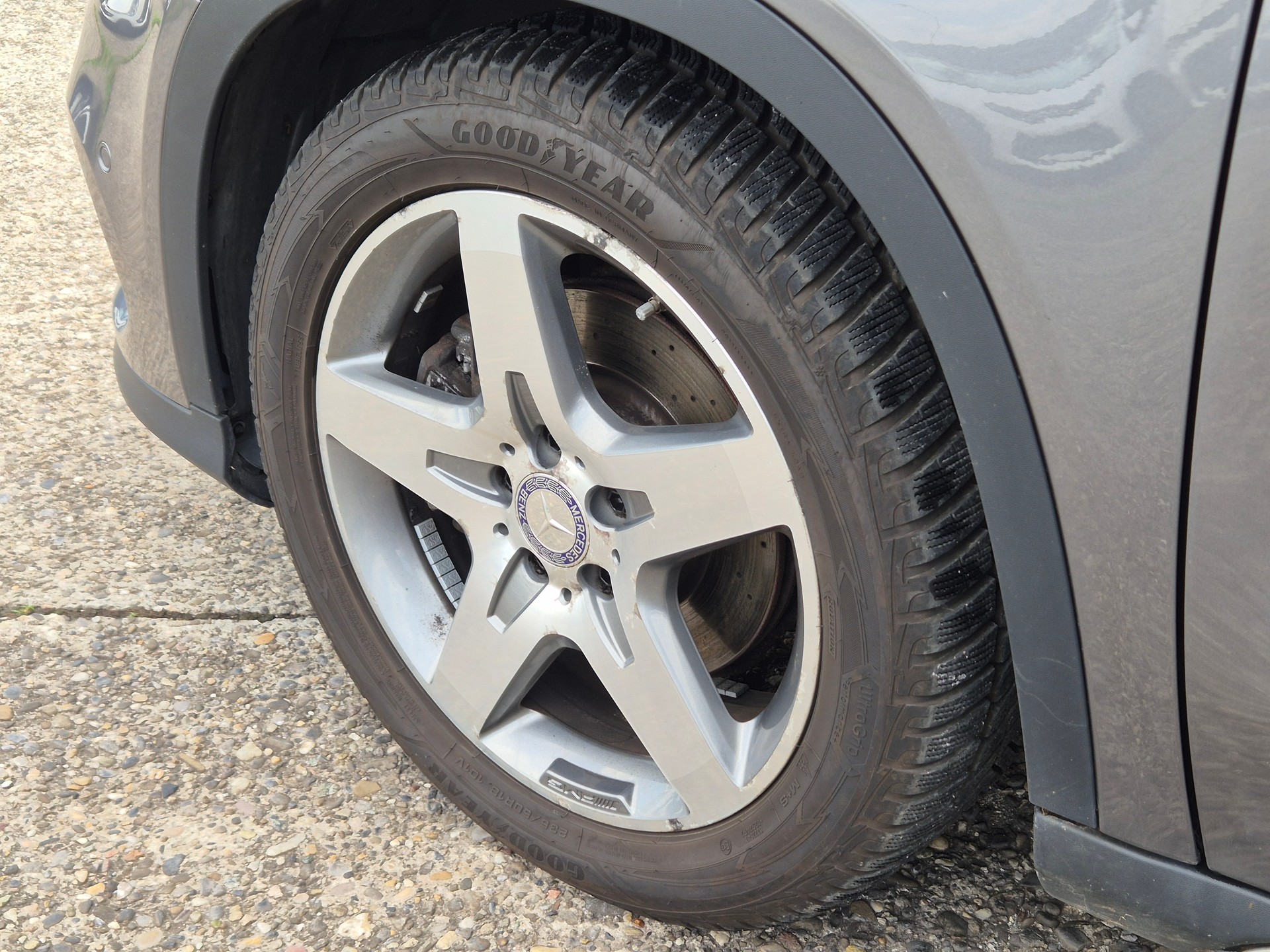 MERCEDES-BENZ GLA 250 AMG Line 4Matic 7G-DCT-image-23