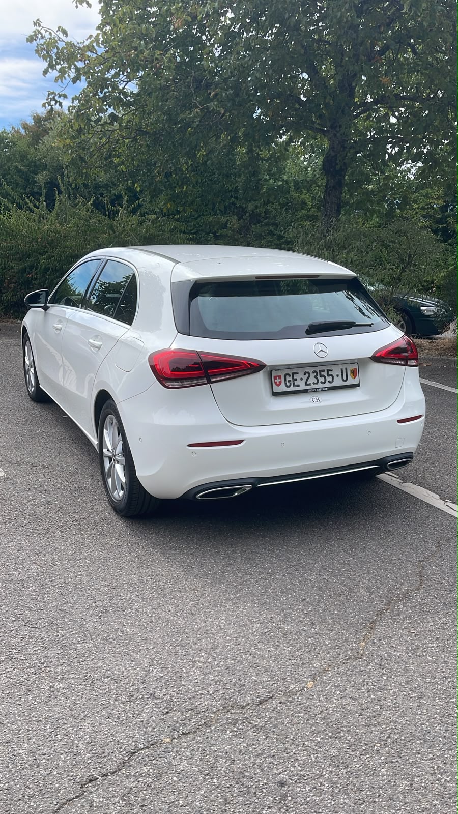 MERCEDES-BENZ A 200 Progressive 7G-DCT-showroom-element-3