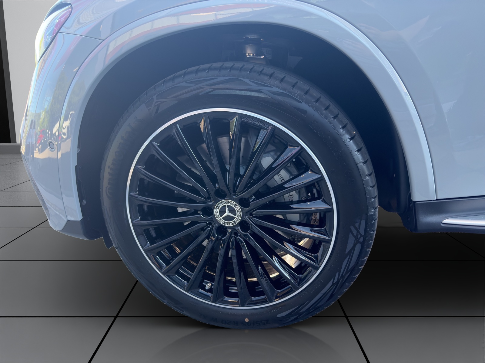 MERCEDES-BENZ GLC 300 d 4M 9G-Tronic-showroom-element-3