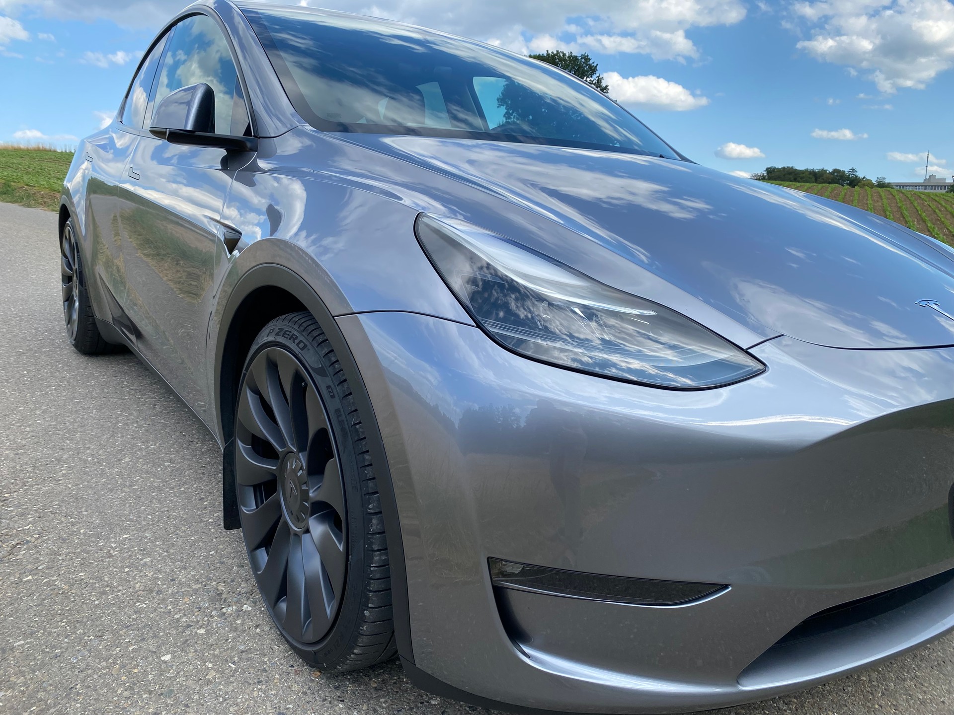 TESLA Model Y Performance-image-8