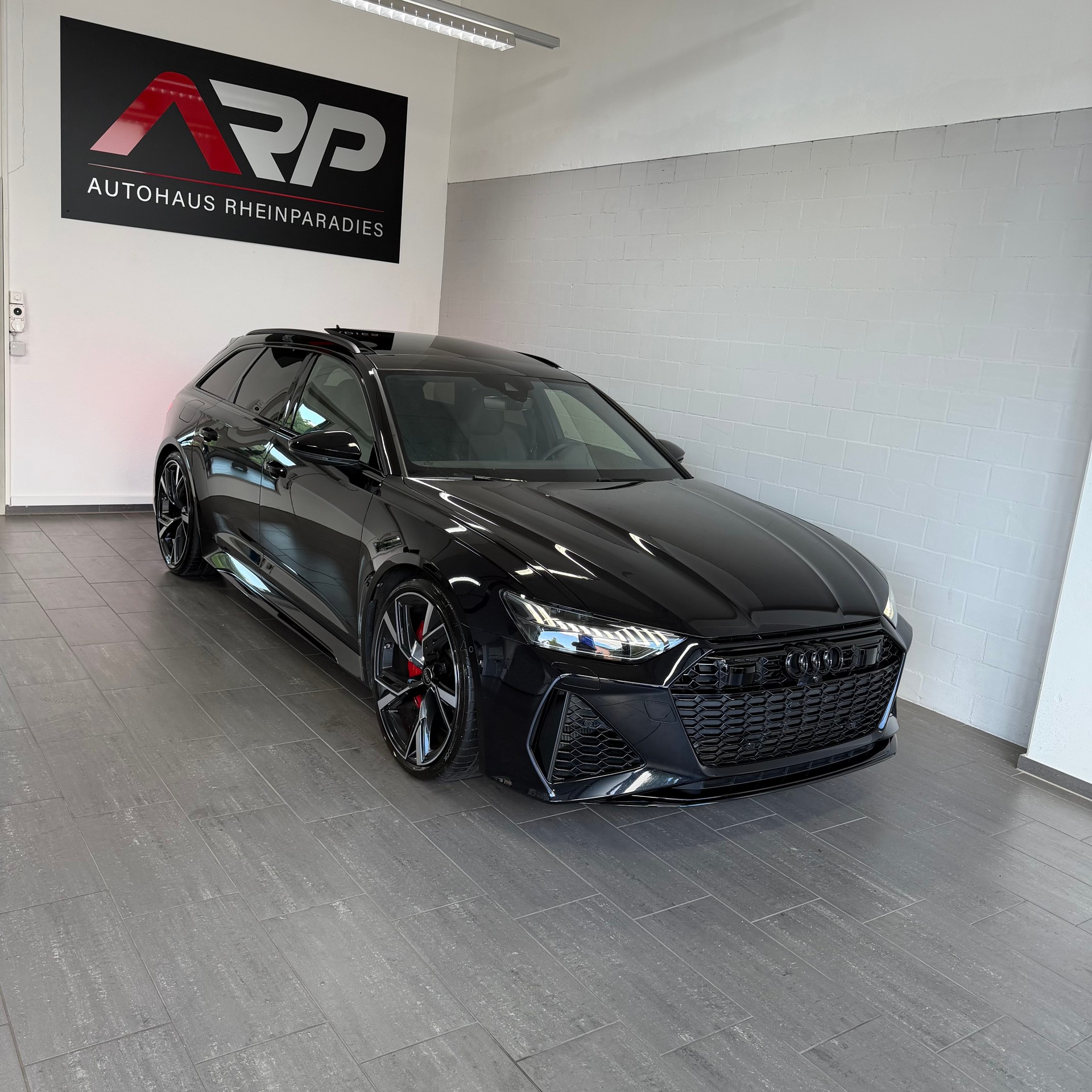 AUDI AUDI RS6 Avant 4.0 TFSI V8 quattro * Sebringschwarz * B&O * 360• * Pano *Standheizung *