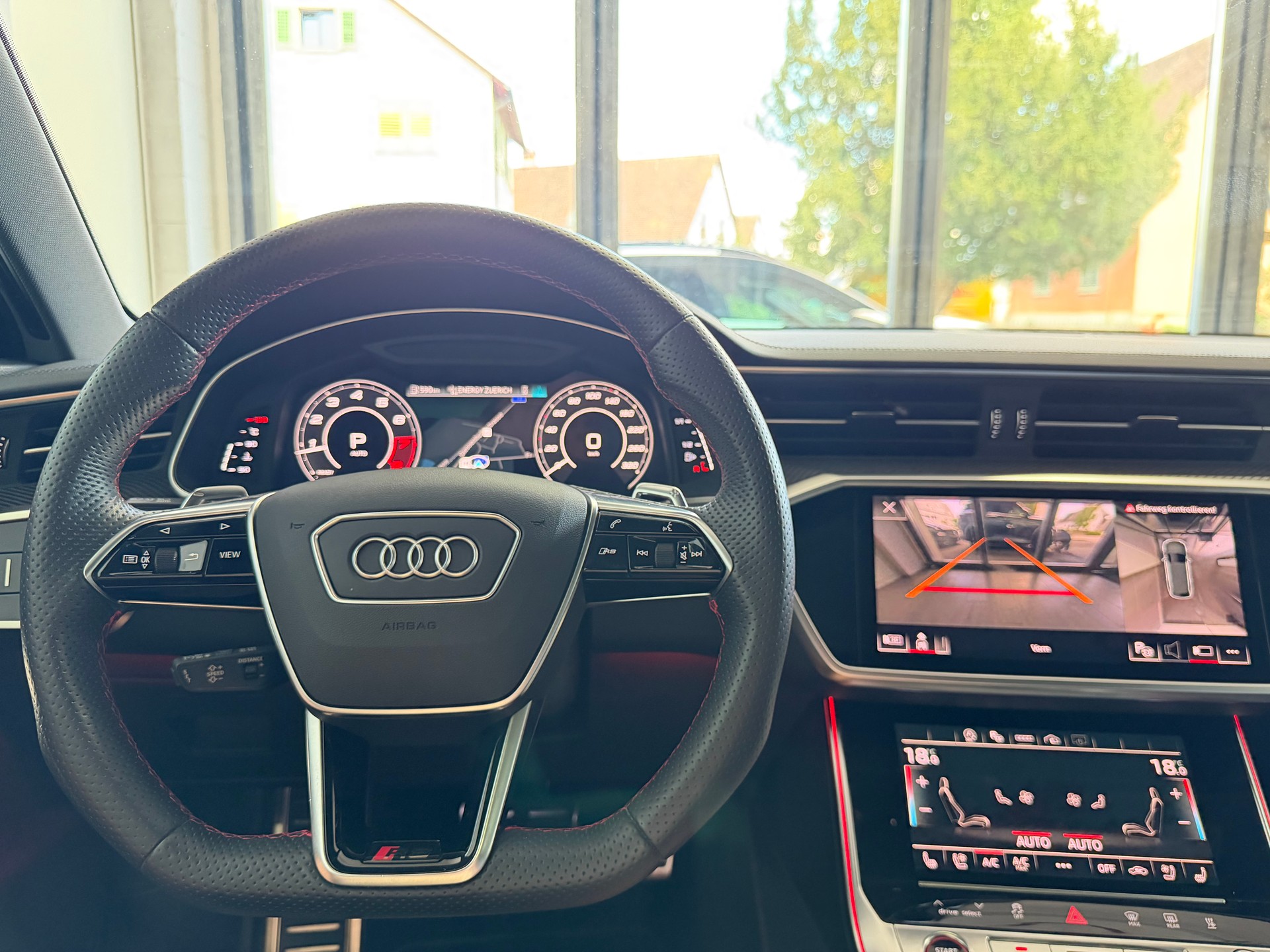 AUDI AUDI RS6 Avant 4.0 TFSI V8 quattro * Sebringschwarz * B&O * 360• * Pano *Standheizung *-image-9