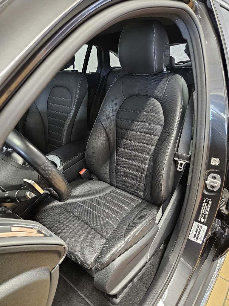 MERCEDES-BENZ EQC 400 4Matic AMG Line-image-5