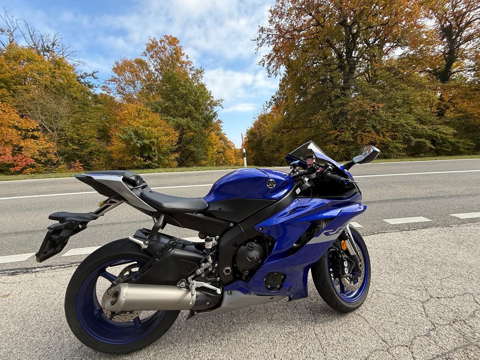 YAMAHA YZF-R6-image-0