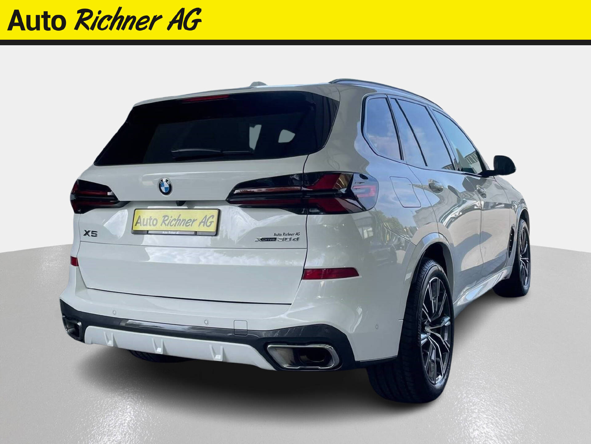 BMW X5 30d xDrive SAG-showroom-element-3