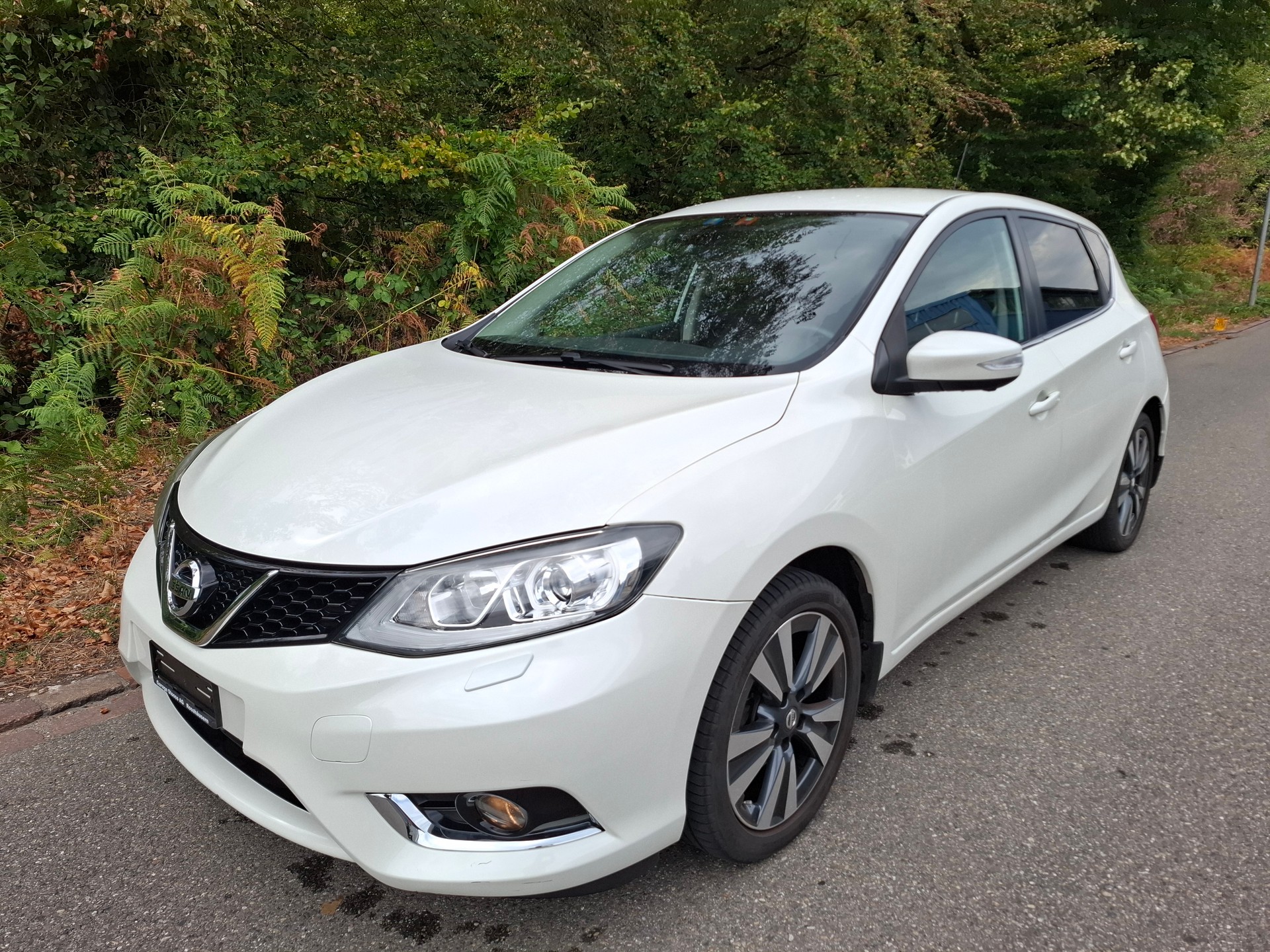 NISSAN Pulsar 1.2 DIG-T tekna-showroom-element-1