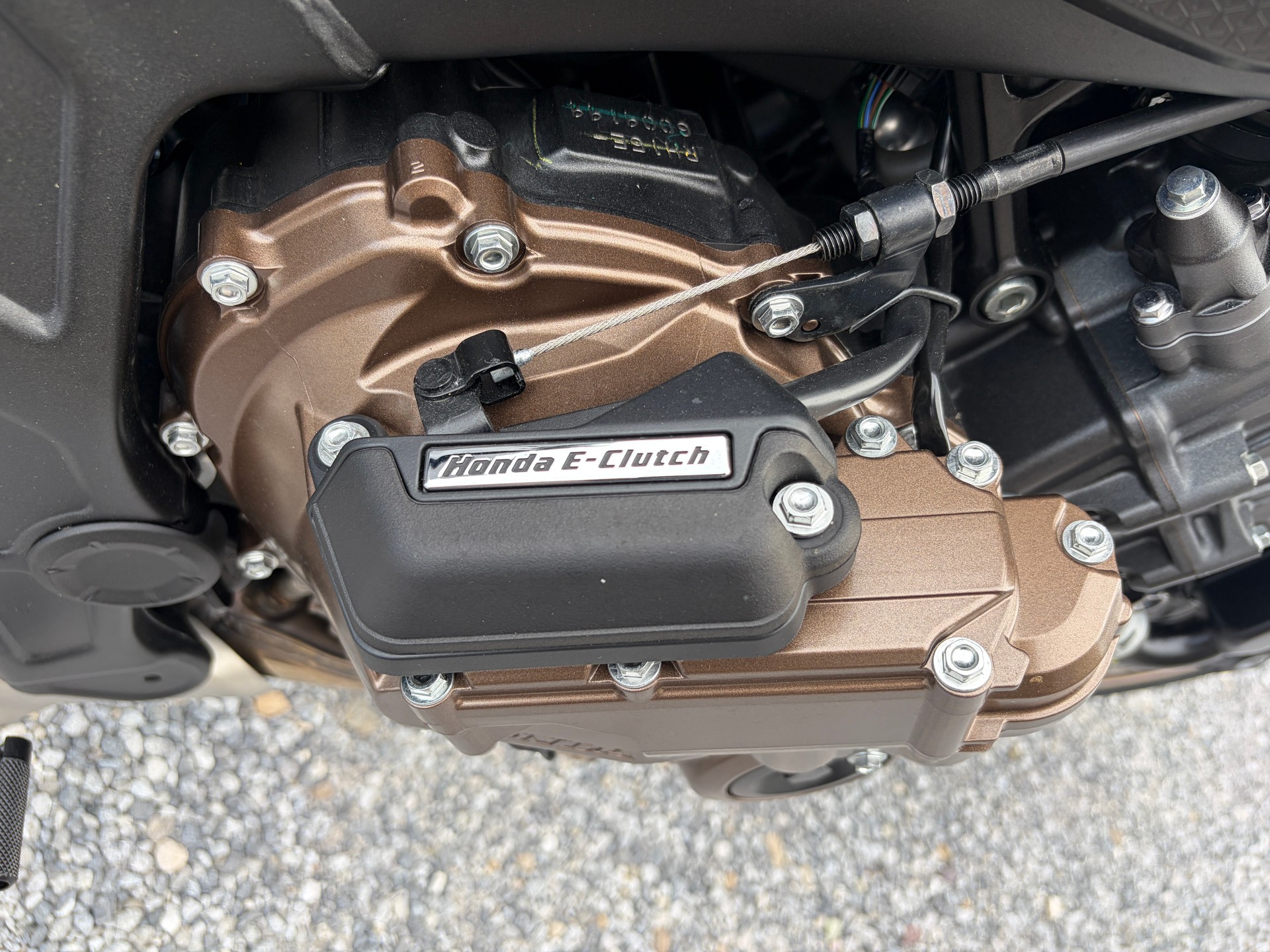 HONDA CB 650 R E-Clutch-image-3