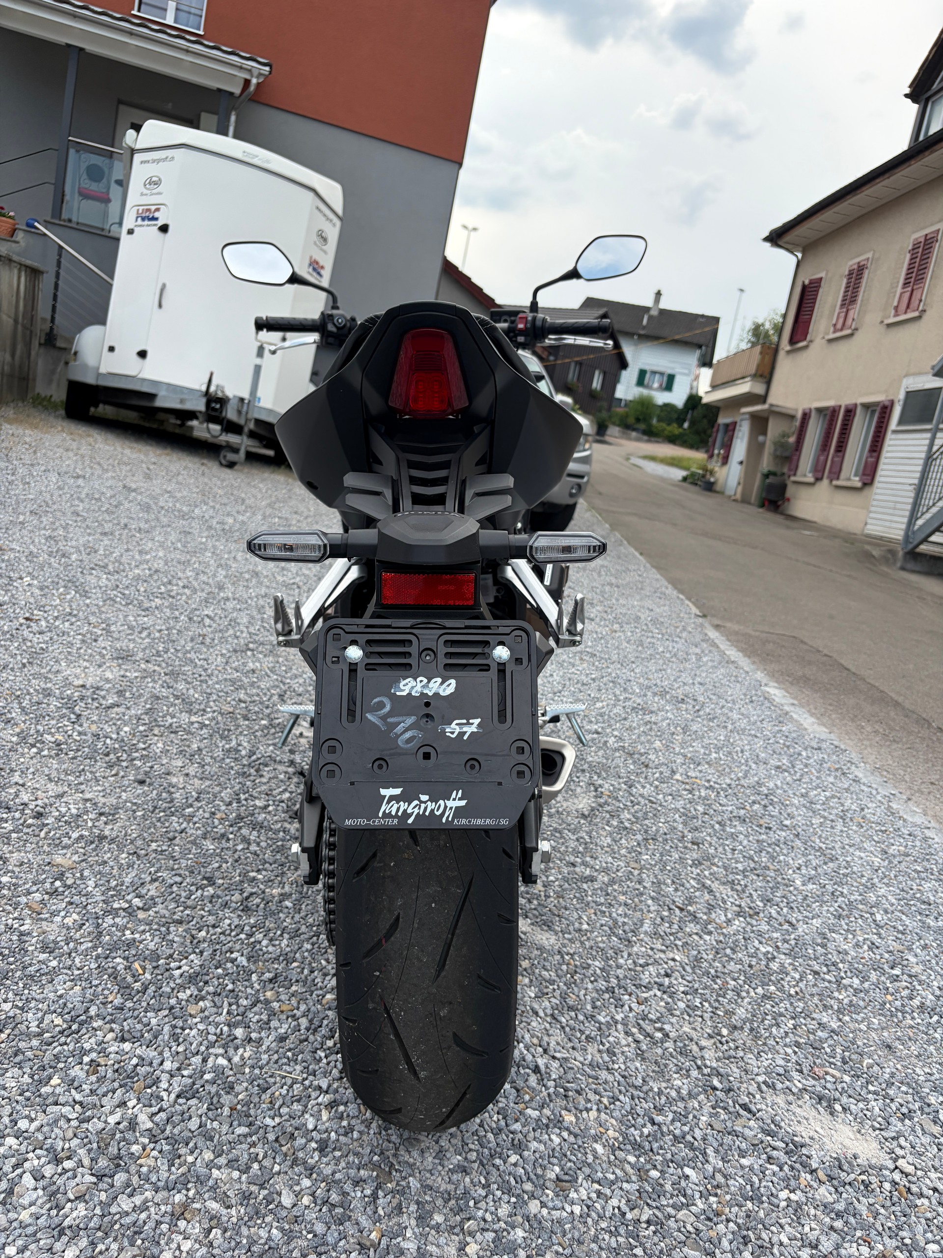 HONDA CB 650 R E-Clutch-image-4