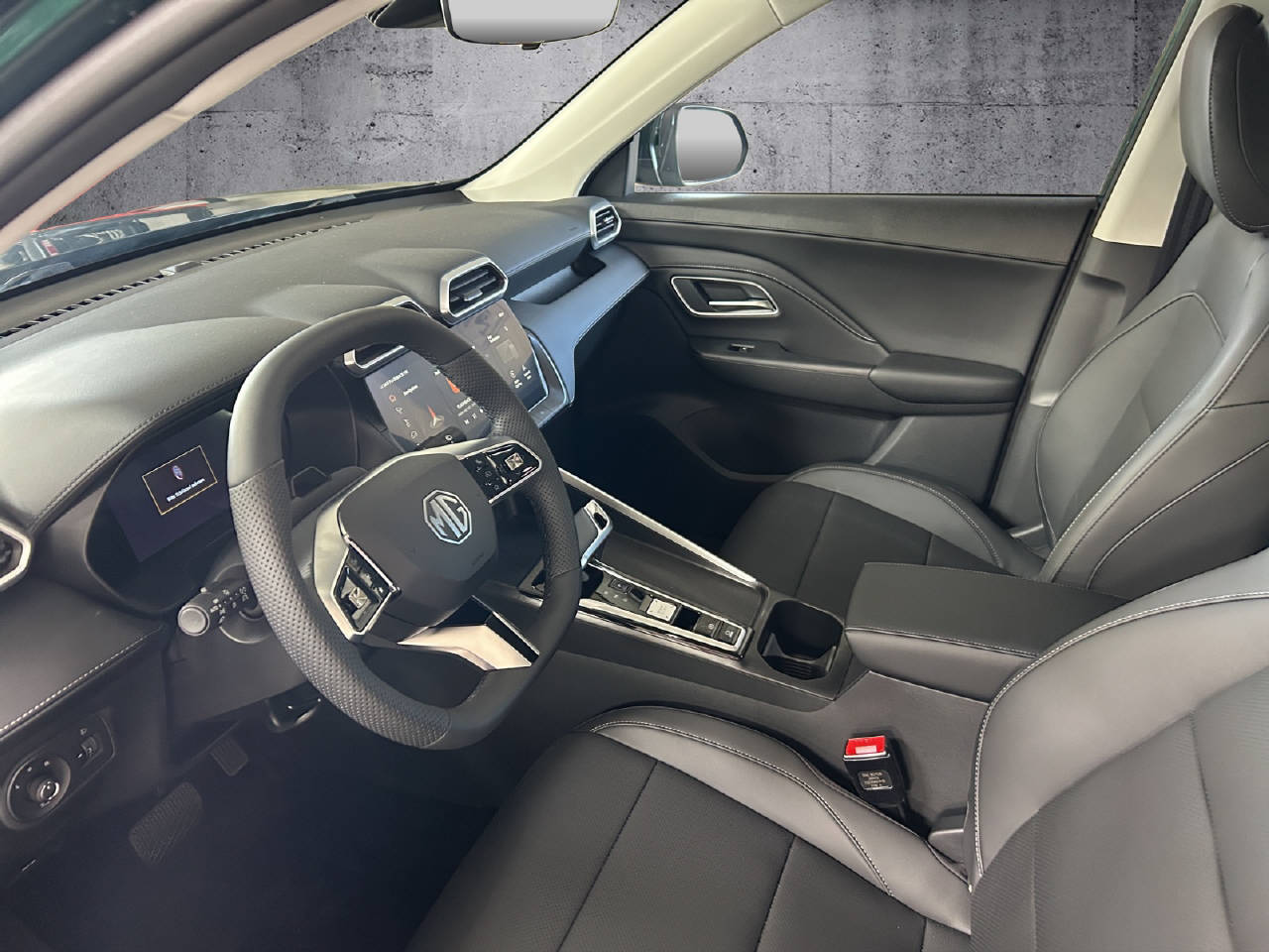 MG ZS 1.5 Hybrid+ Luxury-image-4