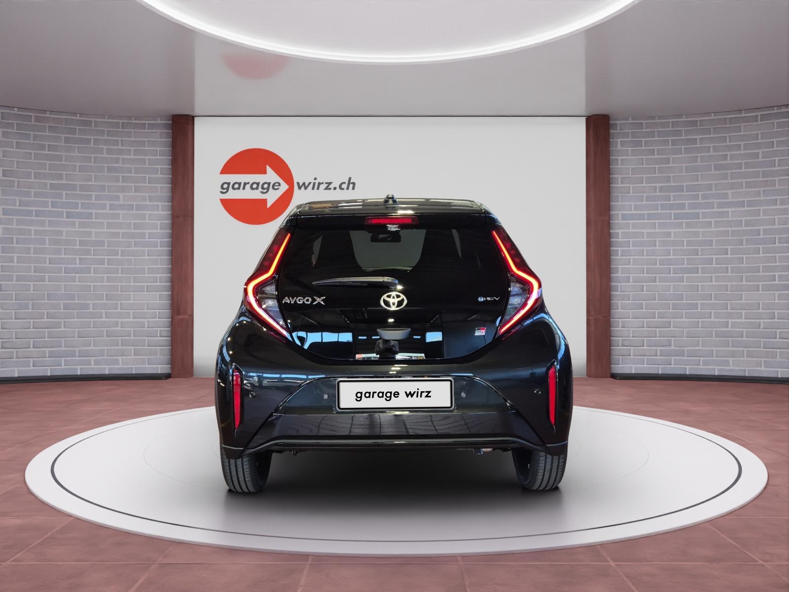 TOYOTA Aygo X 1.5 VVT-i HSD GR Sport-showroom-element-3