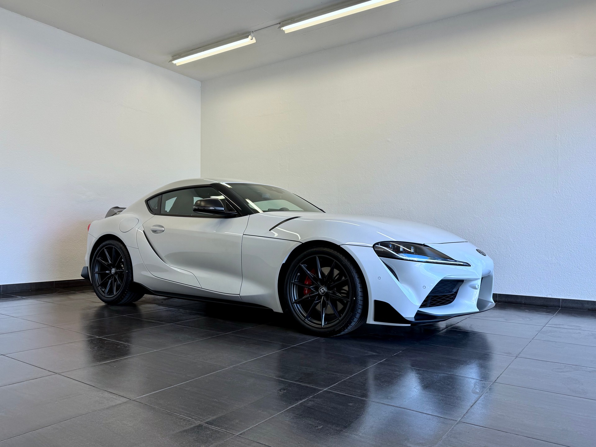 TOYOTA Supra GR 3.0i Turbo Race