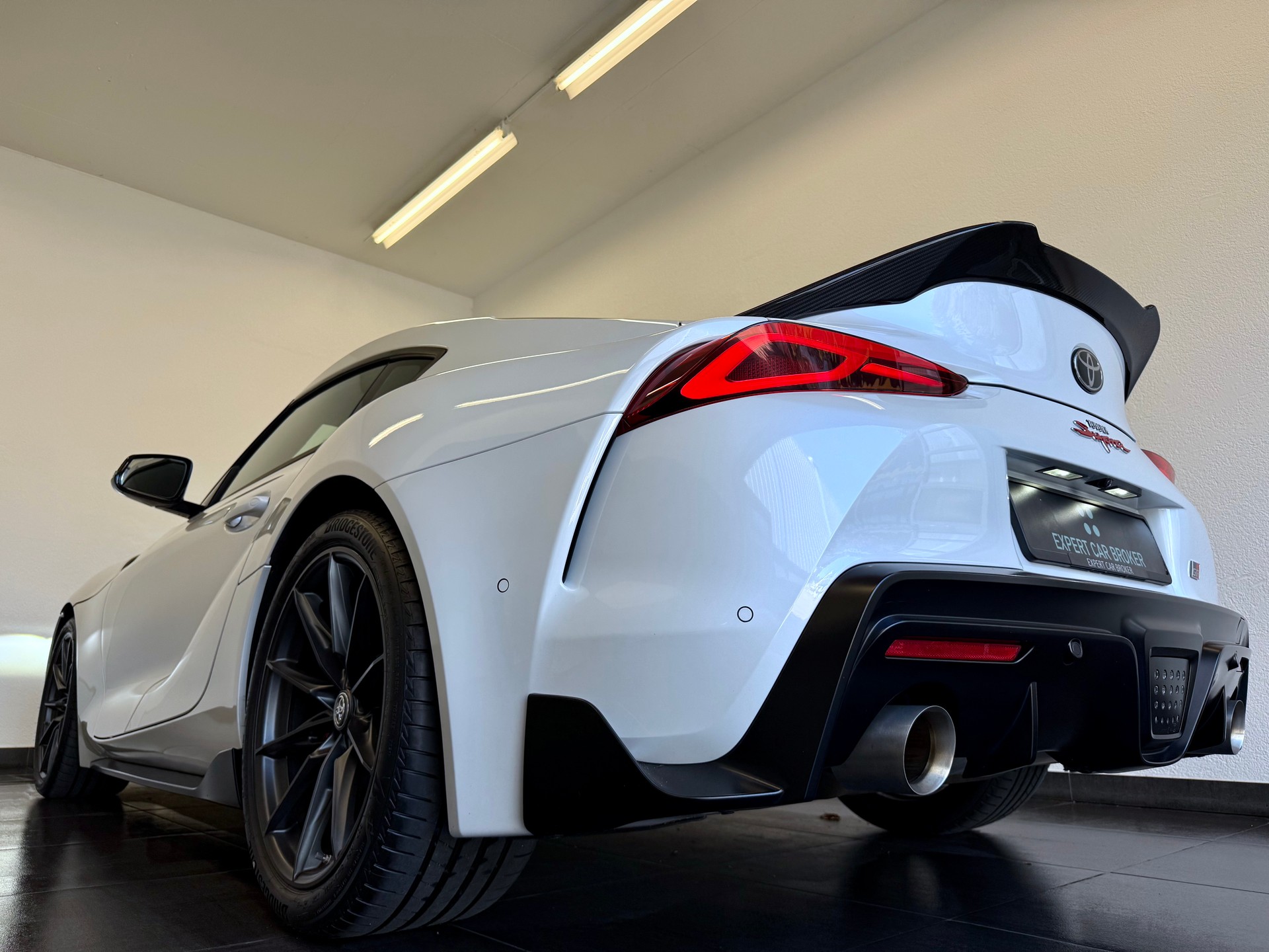 TOYOTA Supra GR 3.0i Turbo Race-image-24