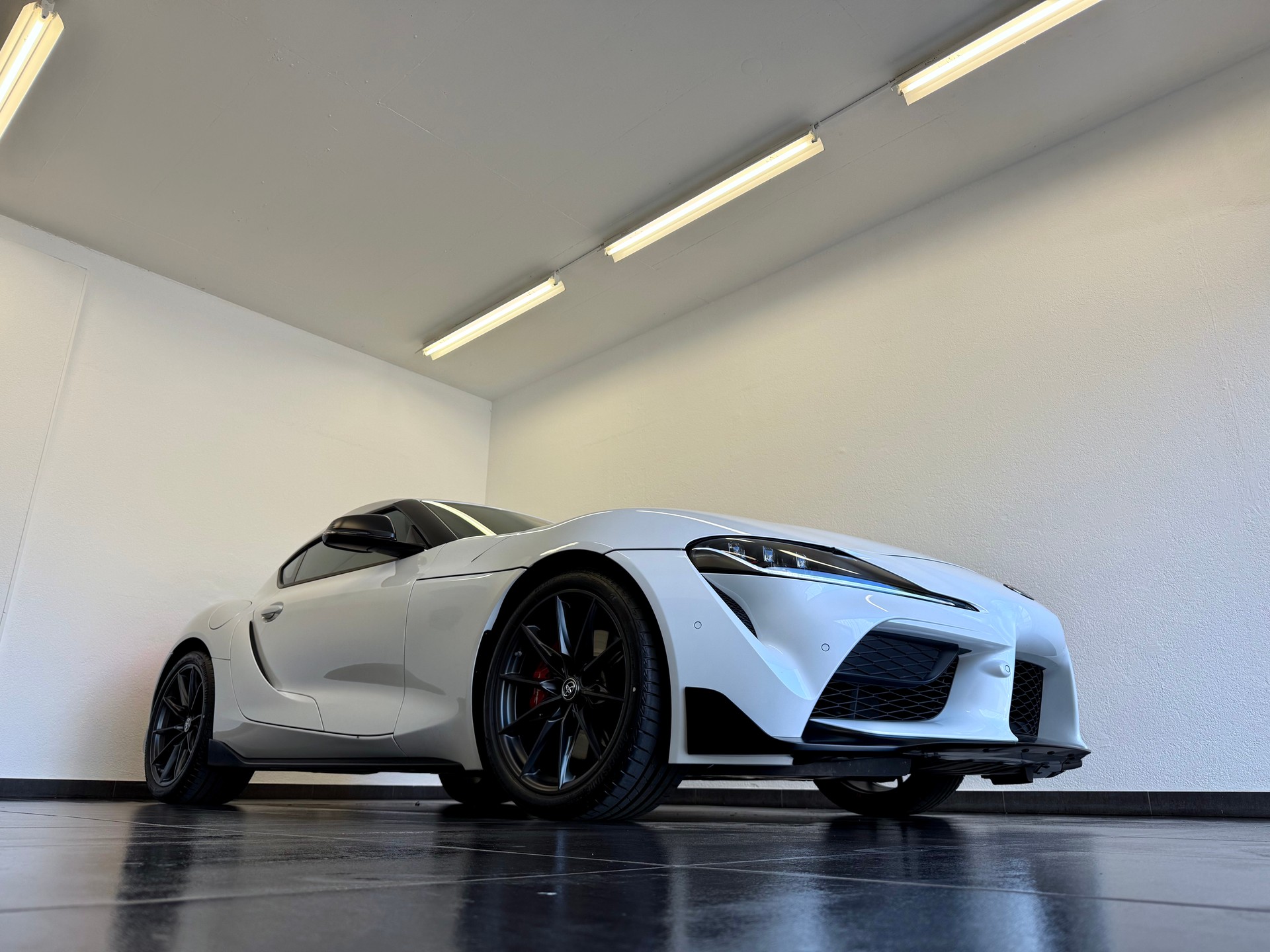 TOYOTA Supra GR 3.0i Turbo Race-showroom-element-2