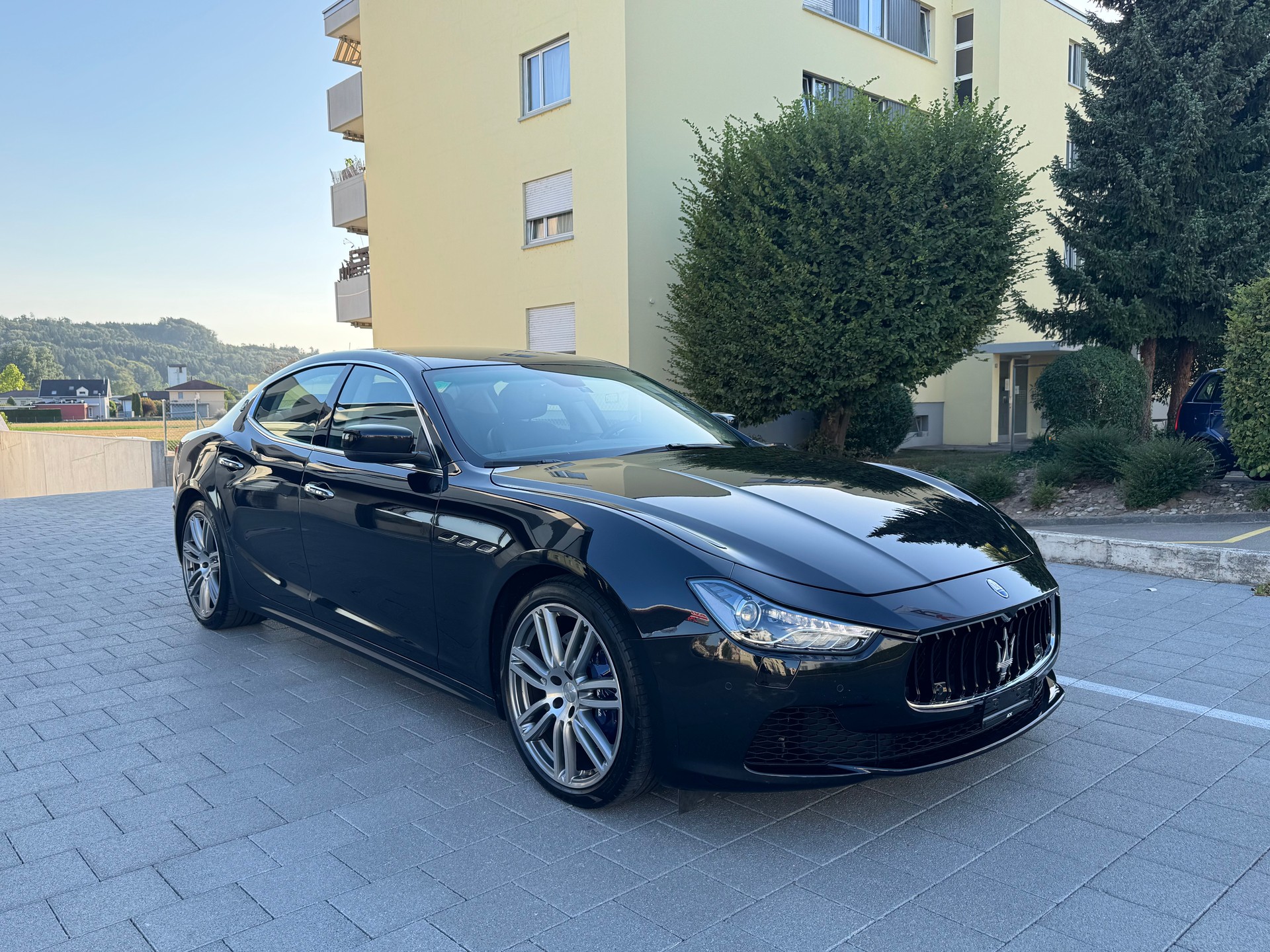 MASERATI Ghibli S Q4 3.0 V6 Swiss Mountain Ed. Automatica-image-6