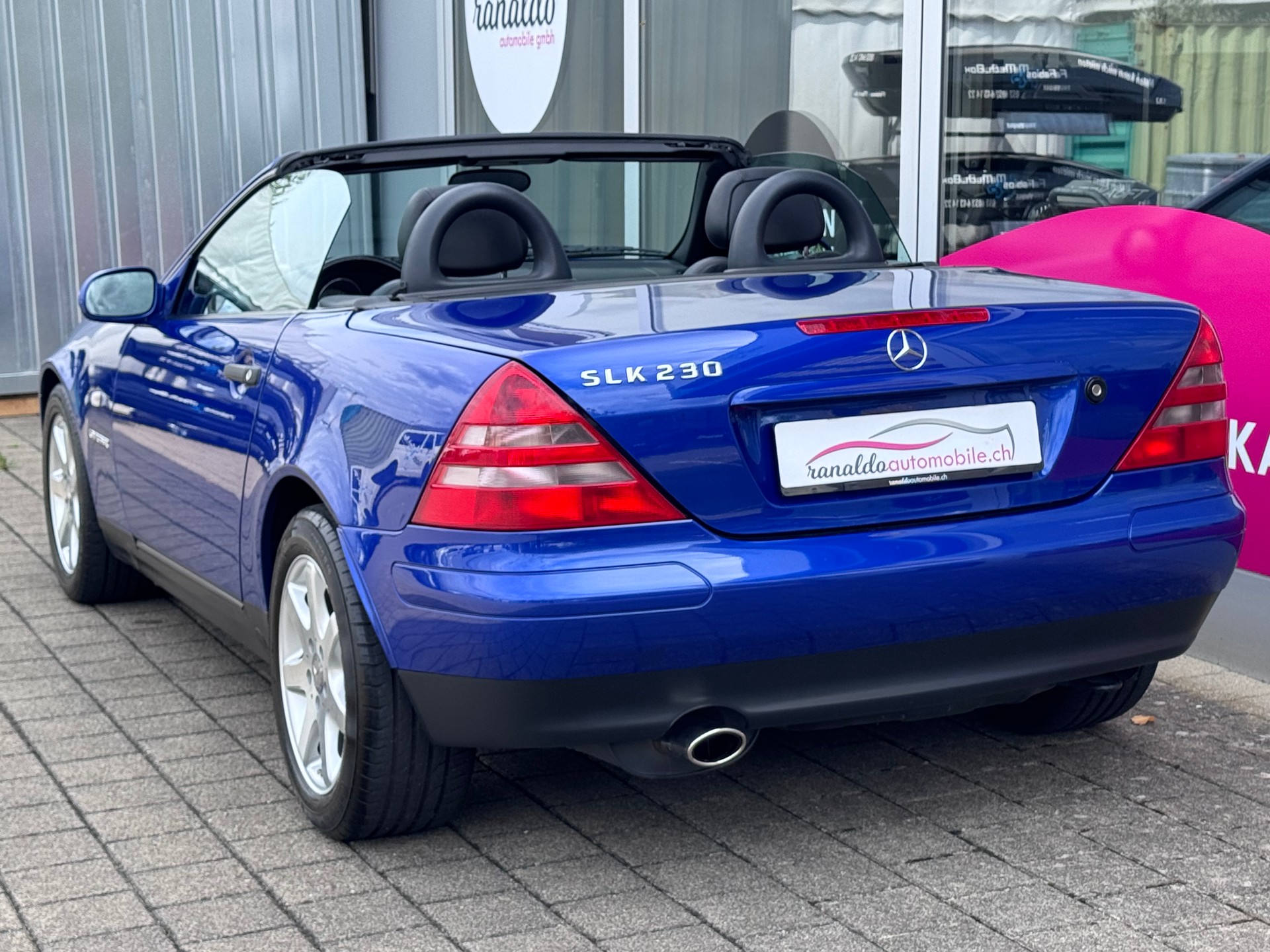 MERCEDES-BENZ SLK 200-image-10