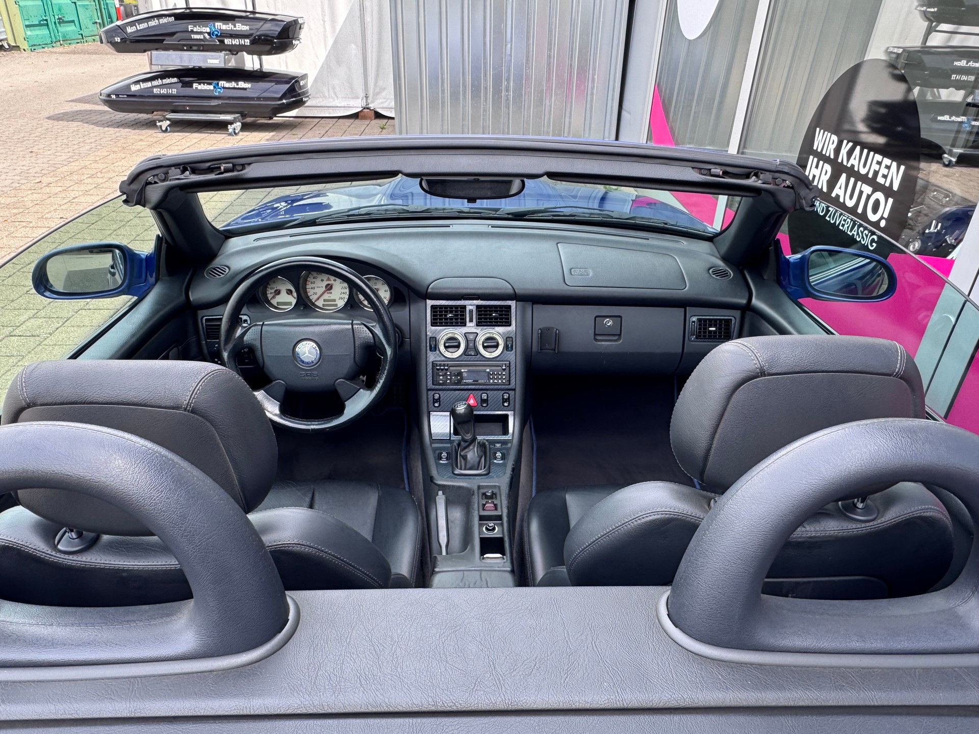 MERCEDES-BENZ SLK 200-image-12