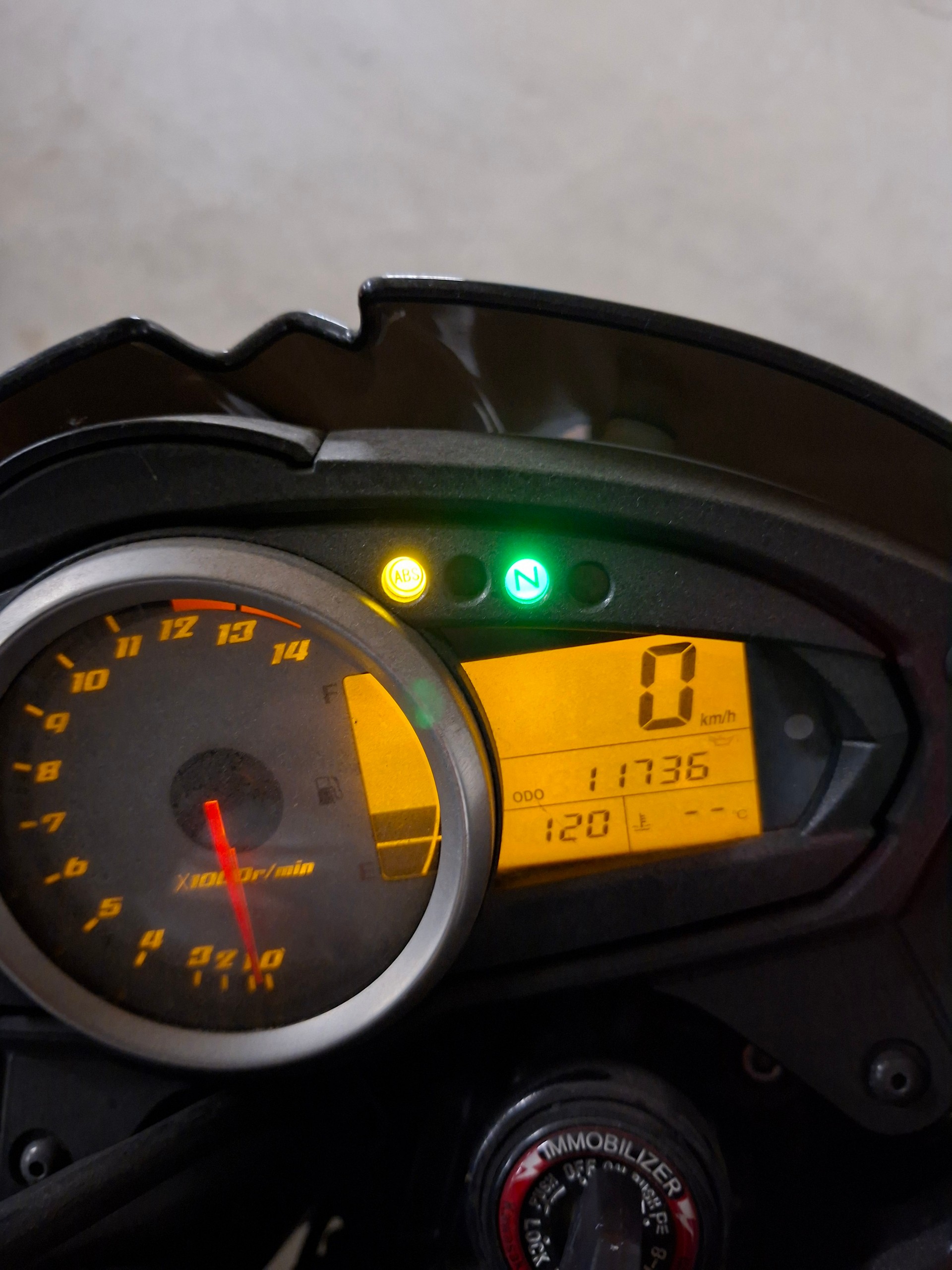 KAWASAKI Z 750-image-3