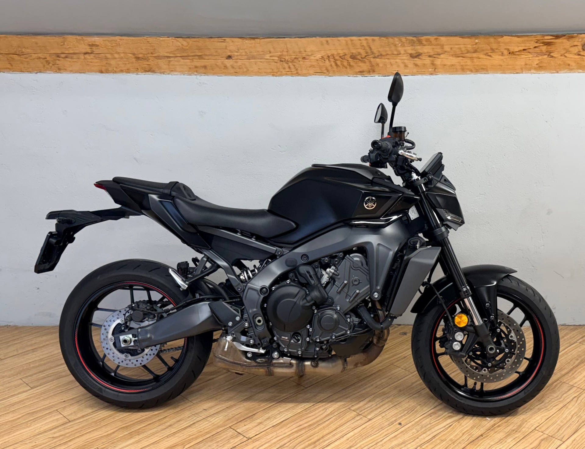 YAMAHA MT-09 Y-AMT (35kW)-image-1