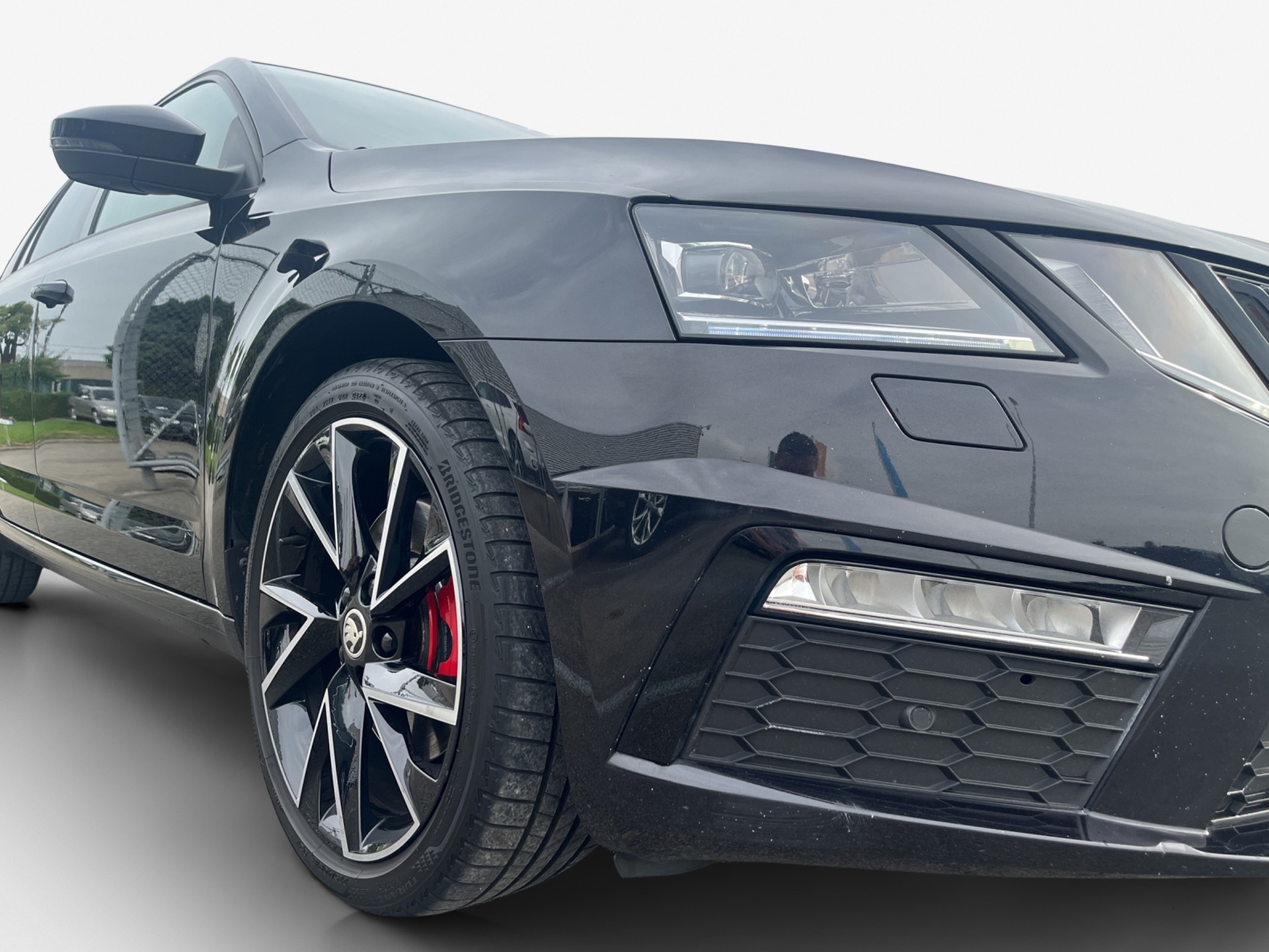 SKODA Octavia Combi 2.0 TDI RS 4x4 DSG-image-13