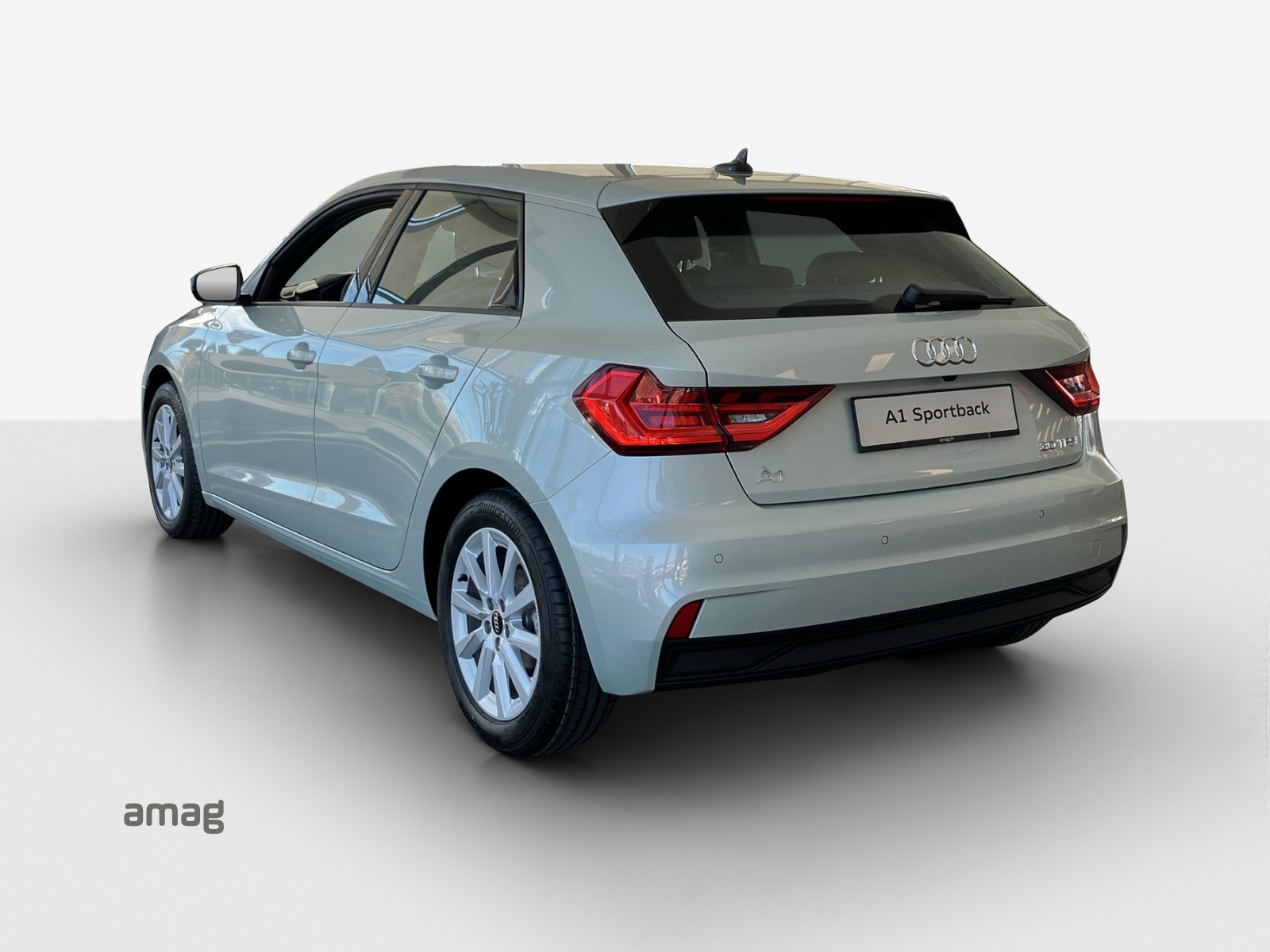 AUDI A1 Sportback 30 TFSI Attraction S-tronic-showroom-element-2