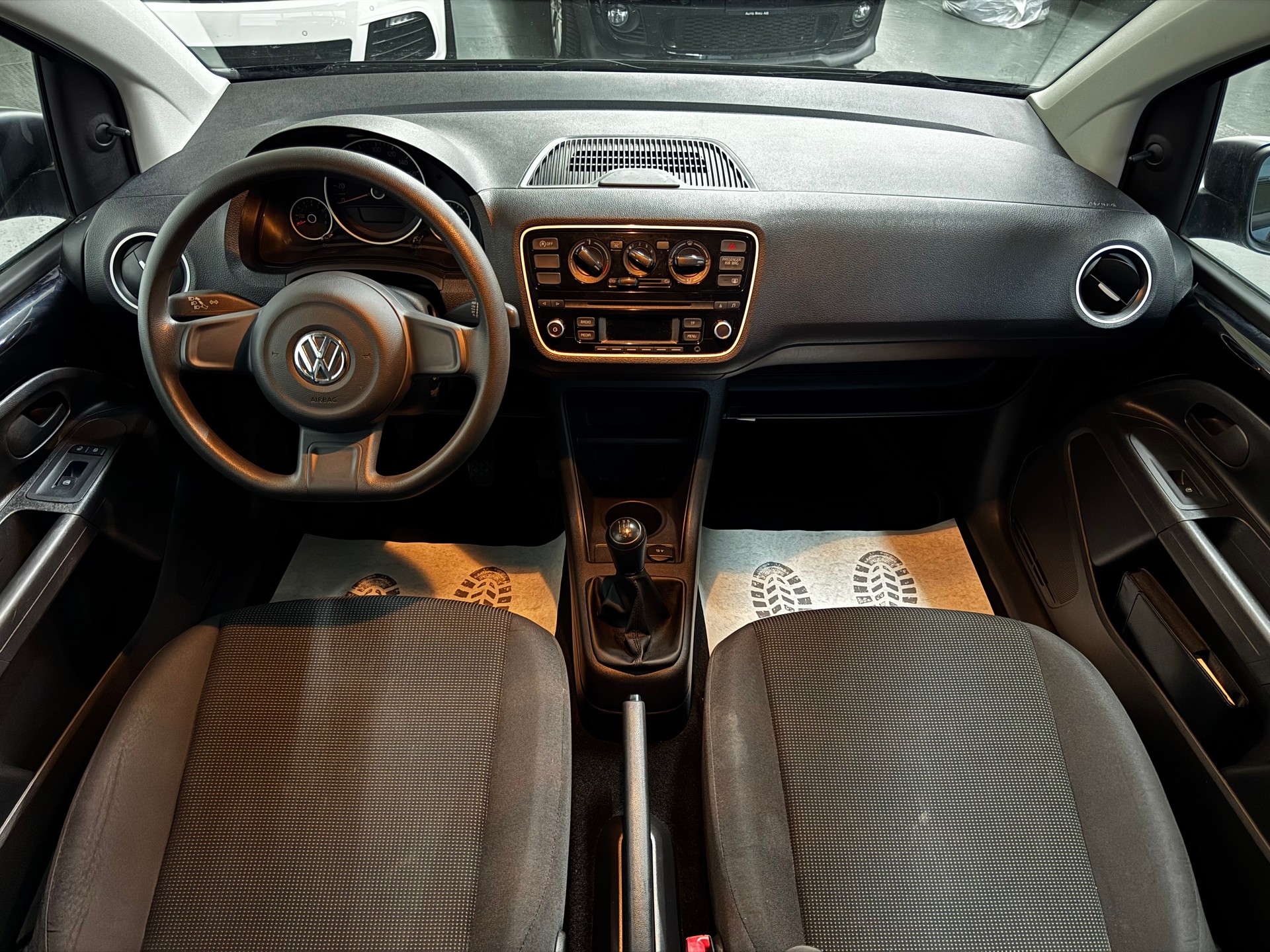 VW Up 1.0 BMT take up-image-14