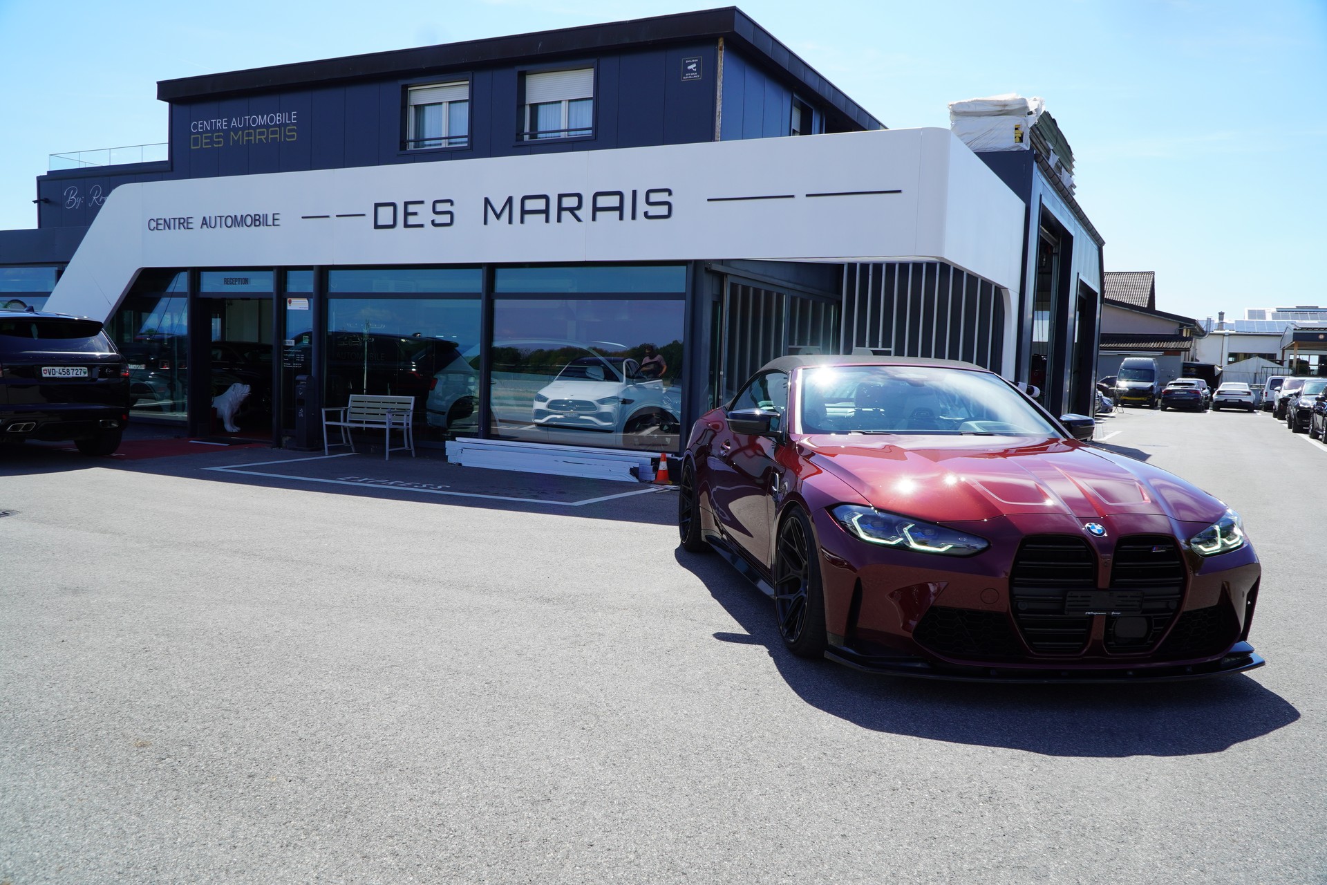 BMW M4 Cabrio Competition M xDrive-showroom-element-2